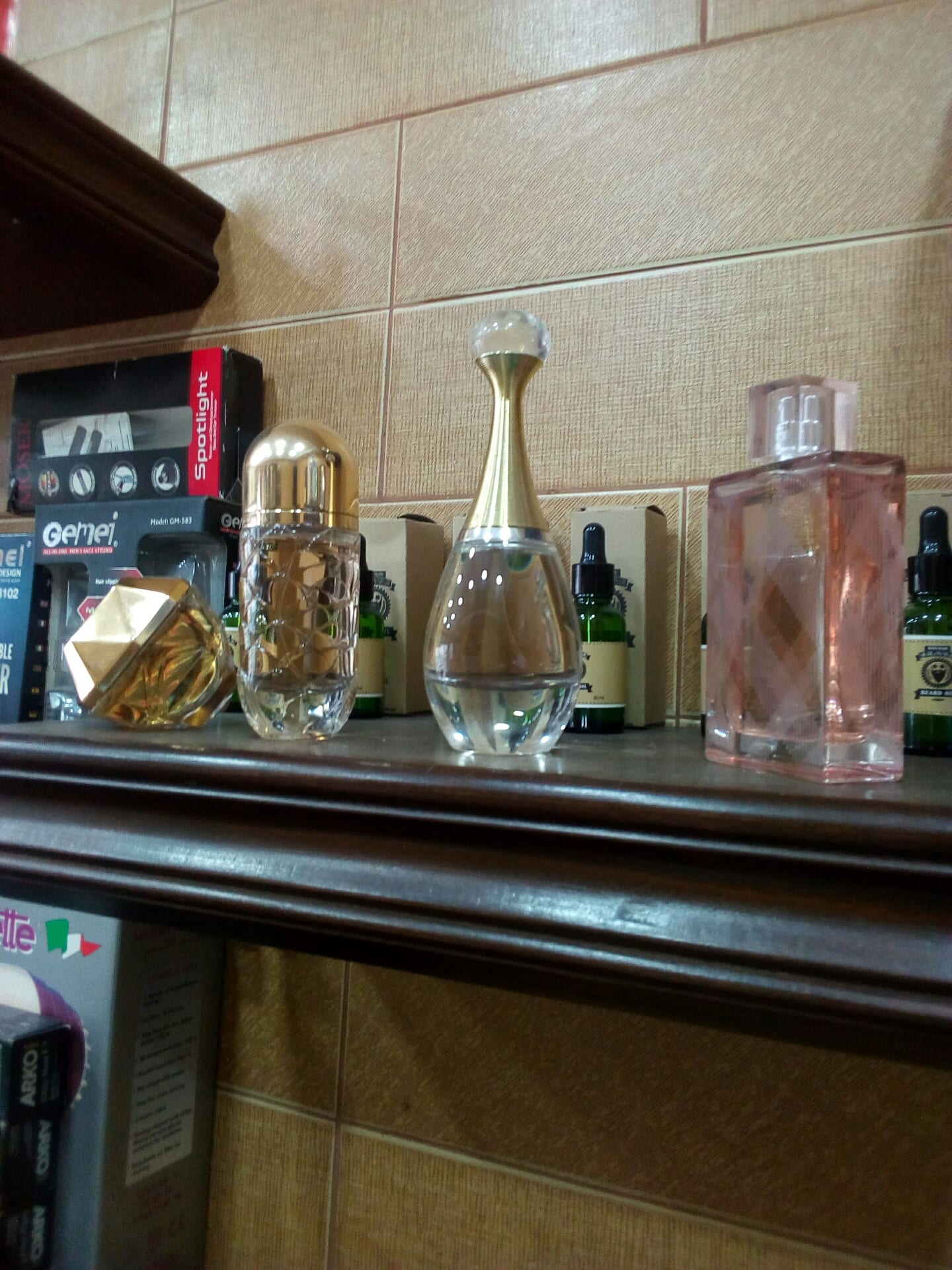 عطور ماركه اصلي ستاتي ورجالي ومكفول
لا تنسَ أنك شاهدت هذا الإعلان في عنكبوت
عطر ستاتي ورجالي...