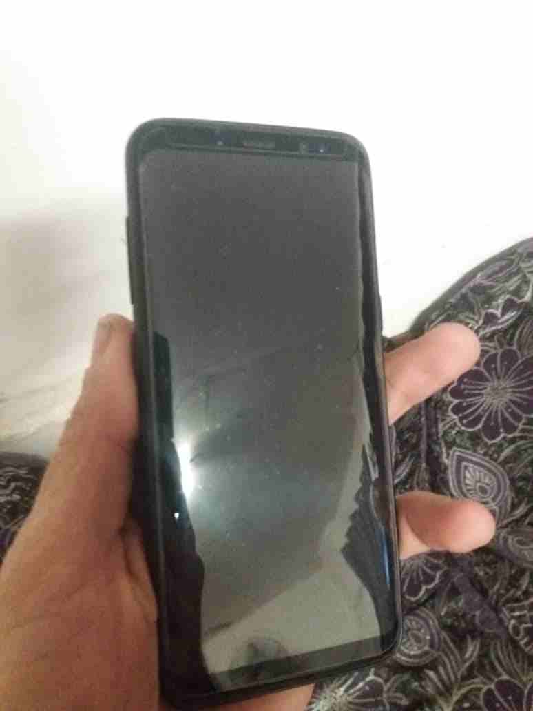 جلاكسي s8 لون اسود bci
لا تنسَ أنك شاهدت هذا الإعلان في عنكبوت
الجهاز نظيف جدا معو شاحنو الاصلي و...