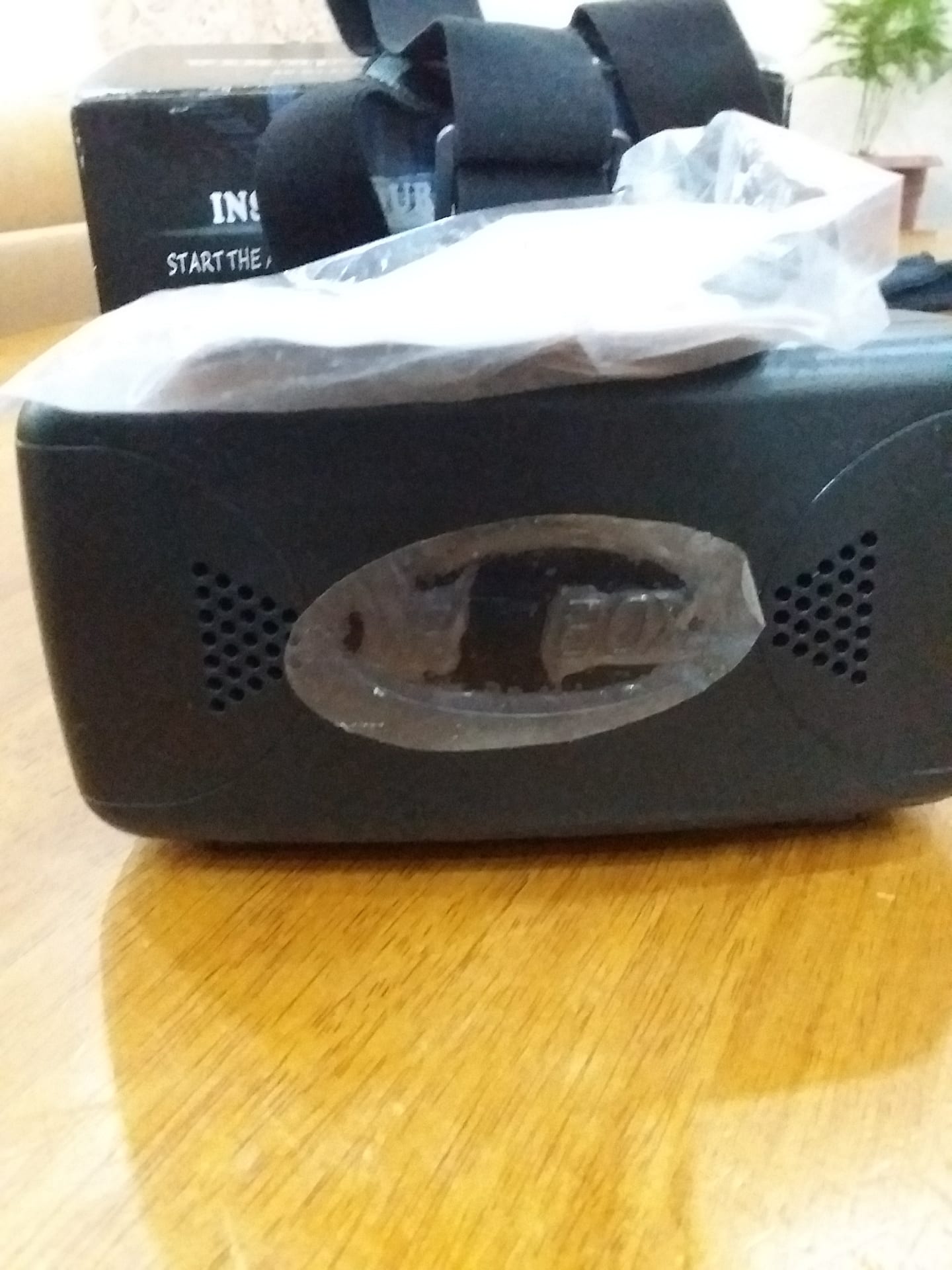 VR box
لا تنسَ أنك شاهدت هذا الإعلان في عنكبوت
VR box جديدة...