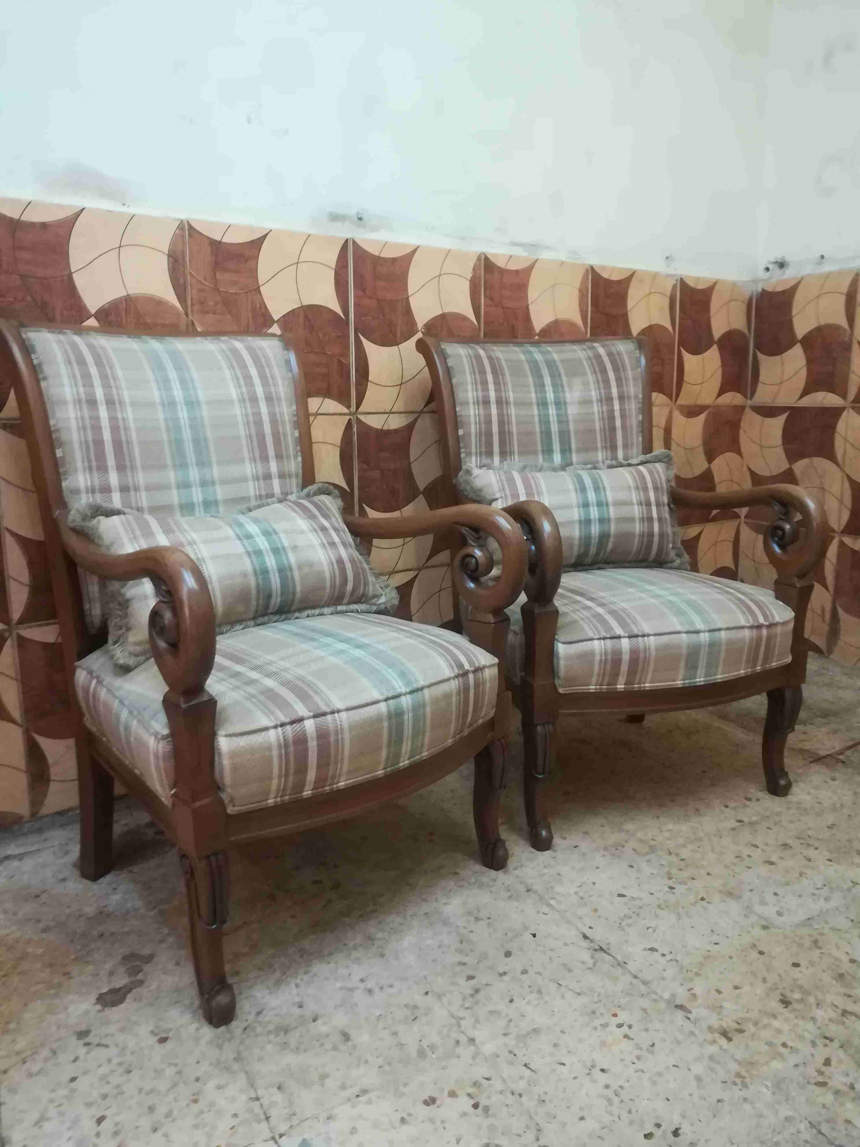 طقم كنب أمريكي ميداس مع طاولاته
لا تنسَ أنك شاهدت هذا الإعلان في عنكبوت
خشب سويد كندي وزان ثق...