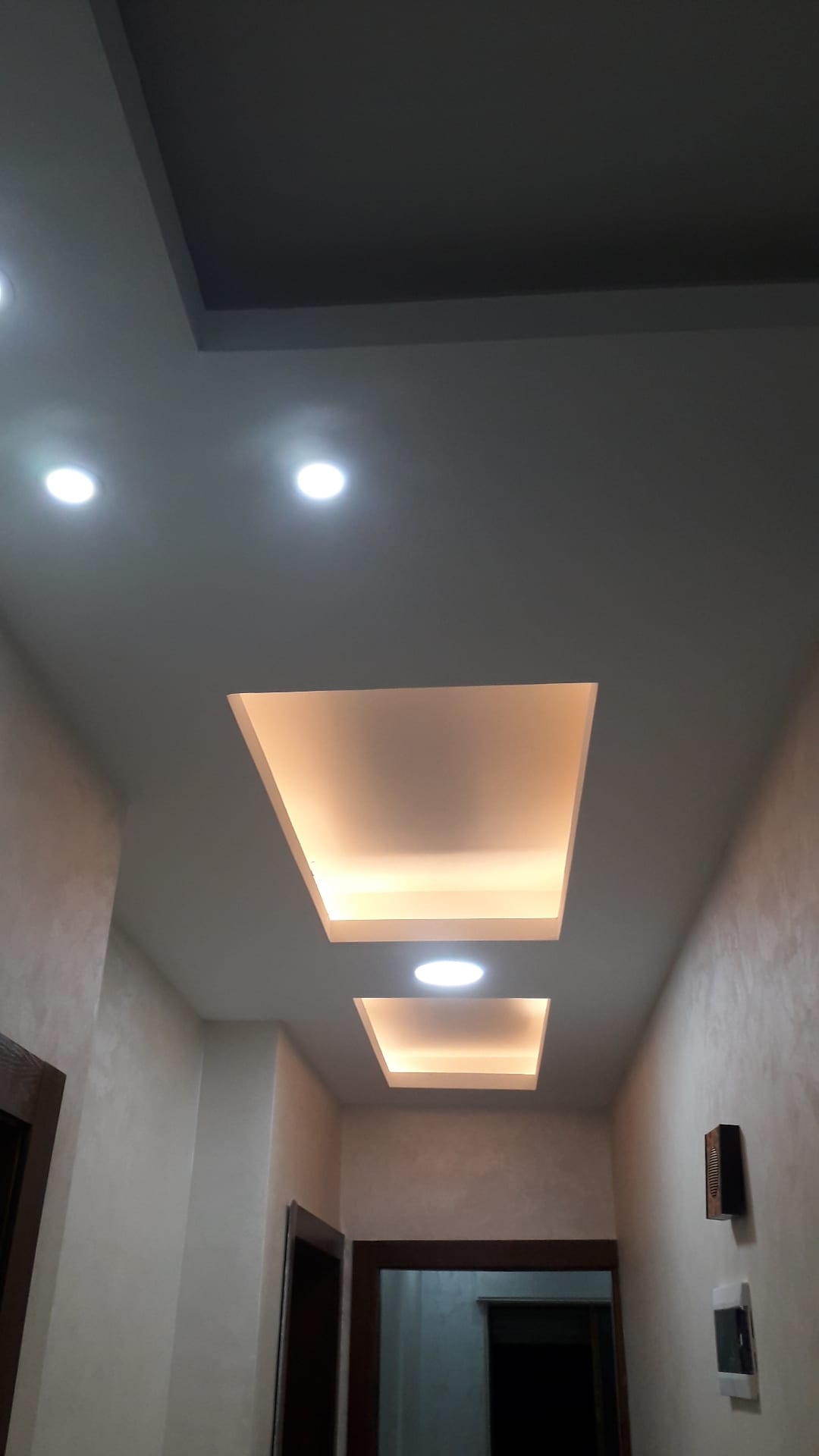 كهربائي منازل وصيانة الأعطال المفاجئة خدمة 24ساعه 0798917956
لا تنسَ أنك شاهدت هذا الإعلان في عنكبوت...