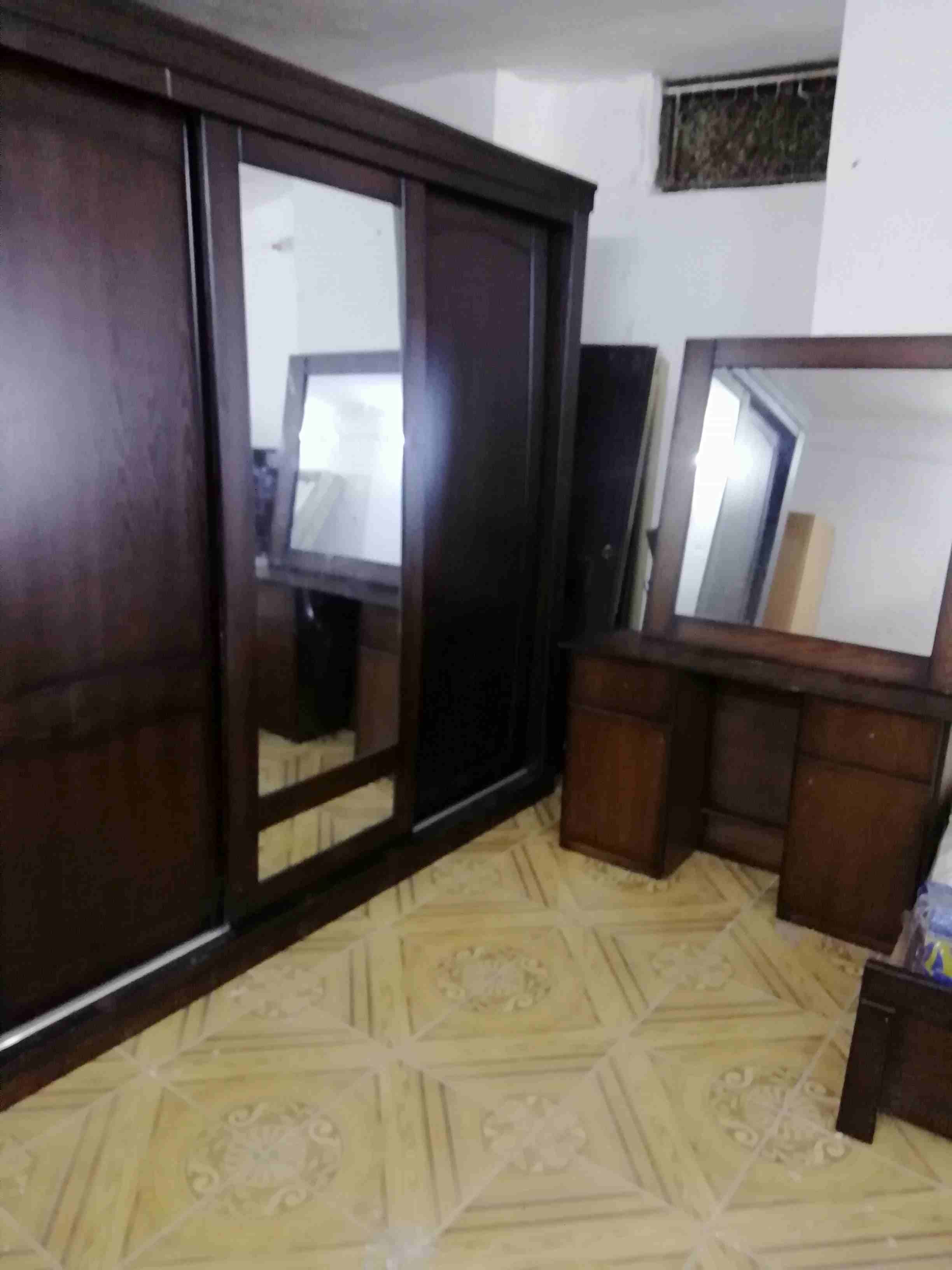 غرفة نوم جديده مع الفرشه خشب لاتيه 18 للبيع بحال البلاش
لا تنسَ أنك شاهدت هذا الإعلان في عنكبوت
ي...