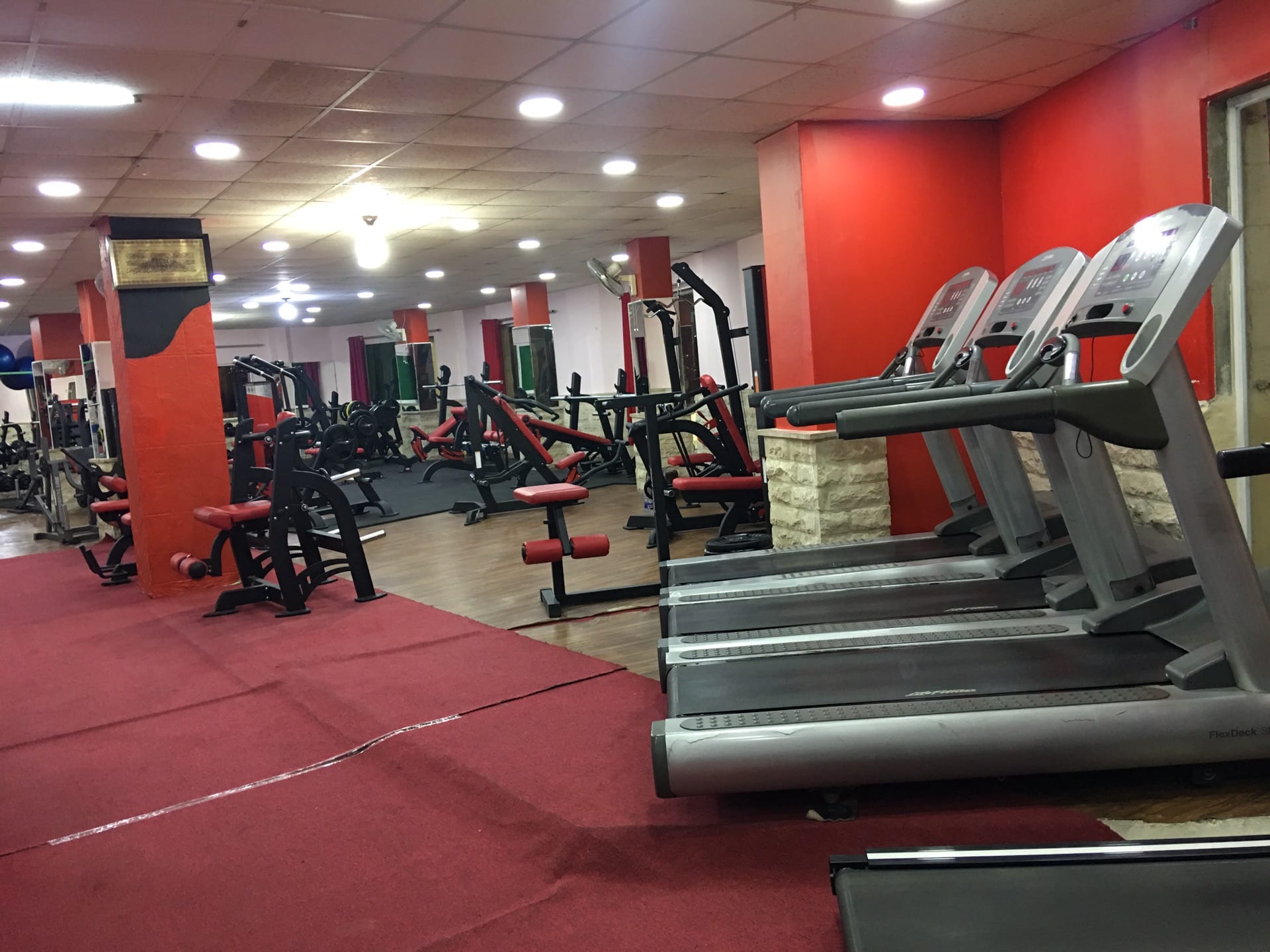 اشتراك نادي" نمط الحياة للياقة البدنية"
لا تنسَ أنك شاهدت هذا الإعلان في عنكبوت
اجس...