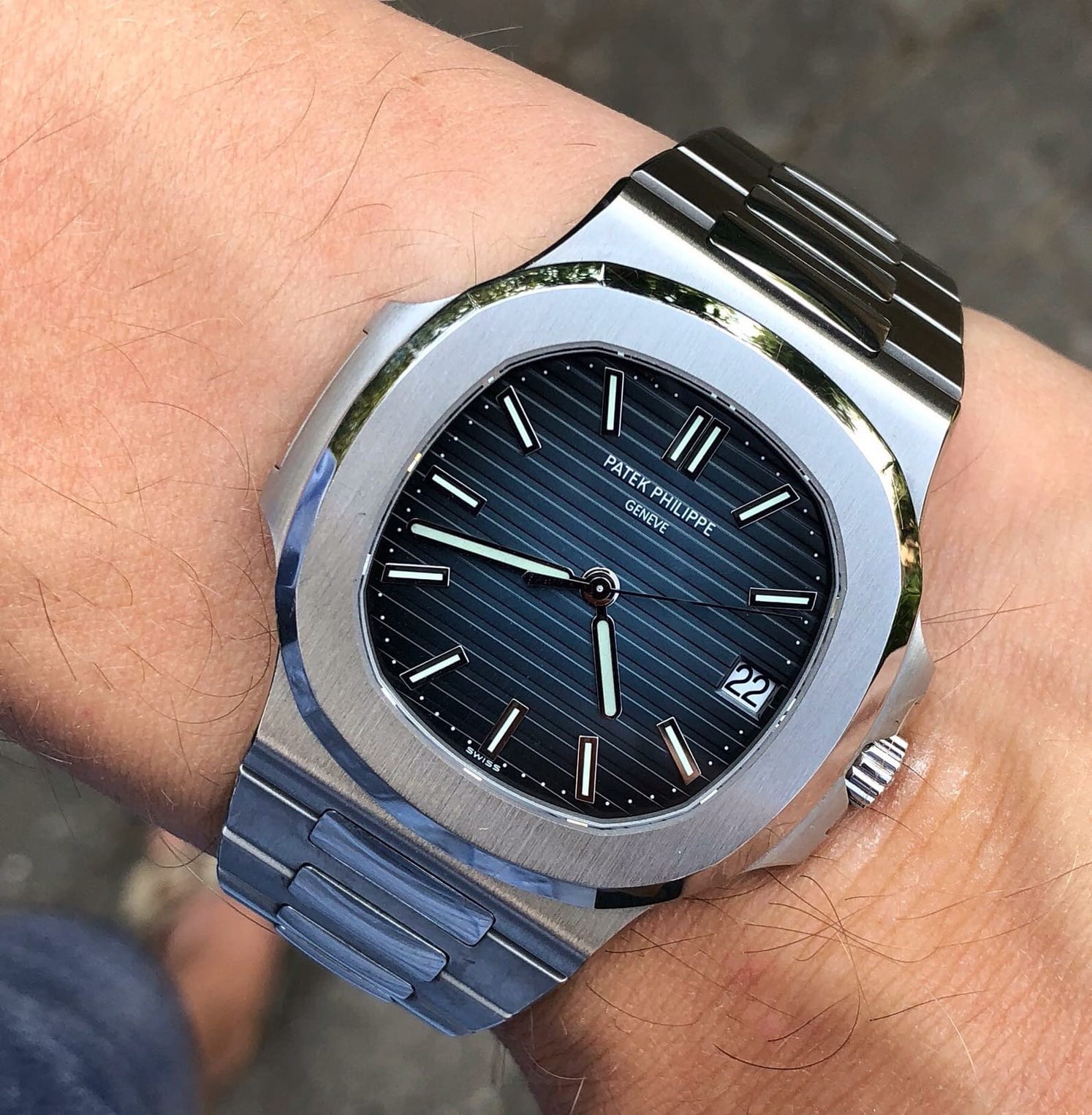 اقوى العروض على الساعات
لا تنسَ أنك شاهدت هذا الإعلان في عنكبوت
مؤسسه ياسر رشدي للساعات
ت...