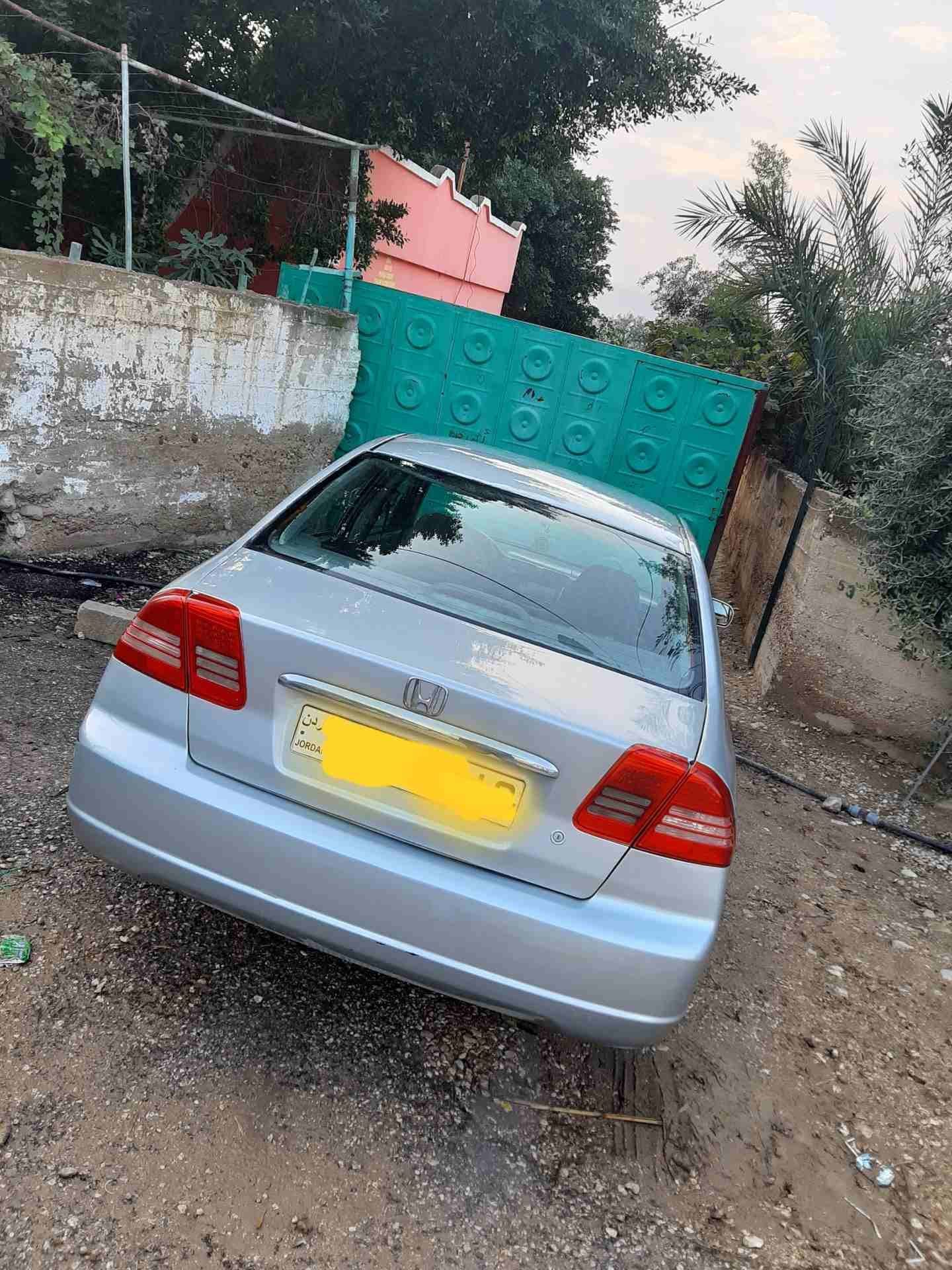 هوندا سفيك ( بنزين ) 2003
لا تنسَ أنك شاهدت هذا الإعلان في عنكبوت
فحص 2 جيد خلفي
ماتور 1006 فيتي...