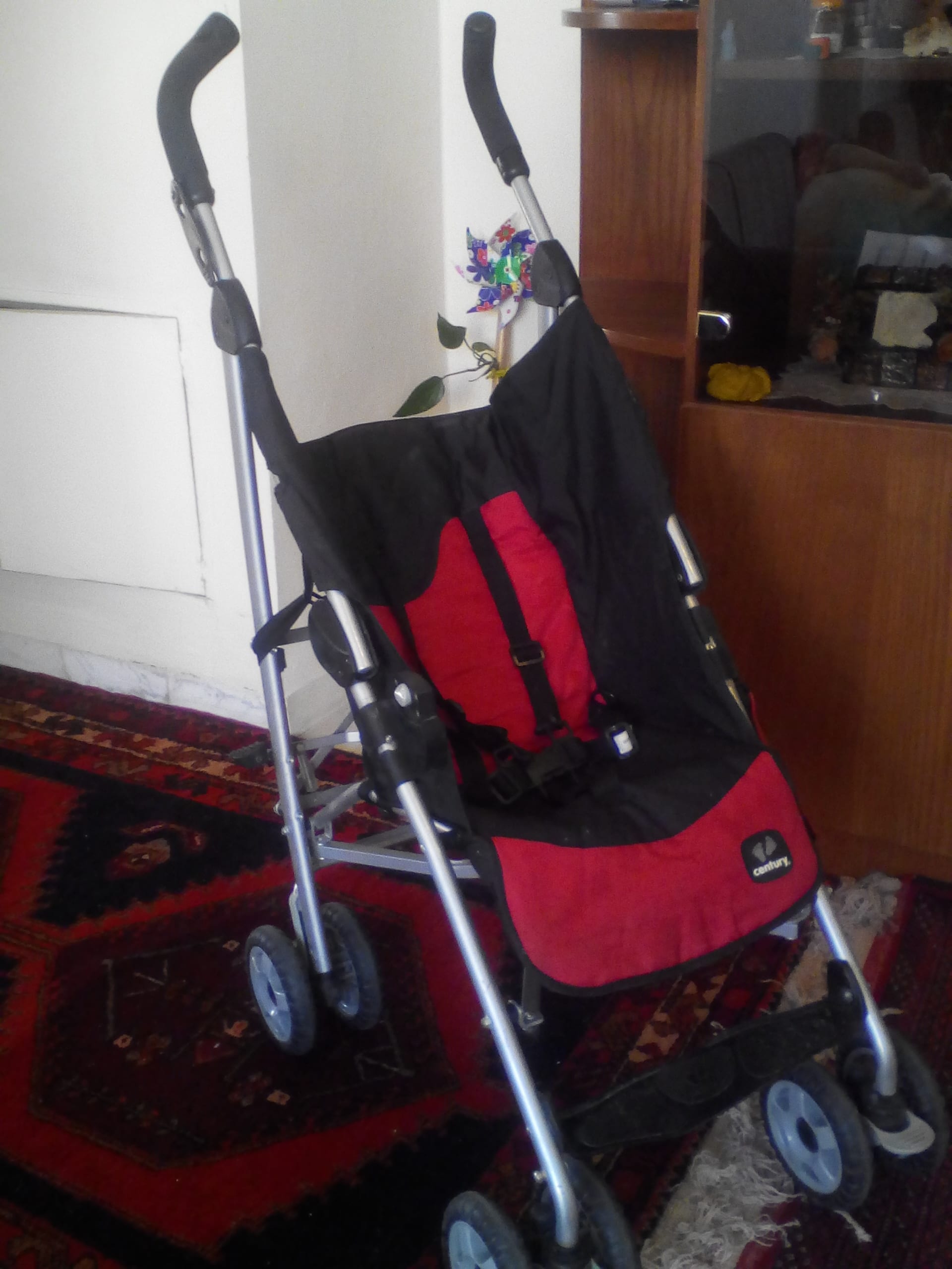 century baby stroller عرباية
لا تنسَ أنك شاهدت هذا الإعلان في عنكبوت
عرباية نوع century
السع...