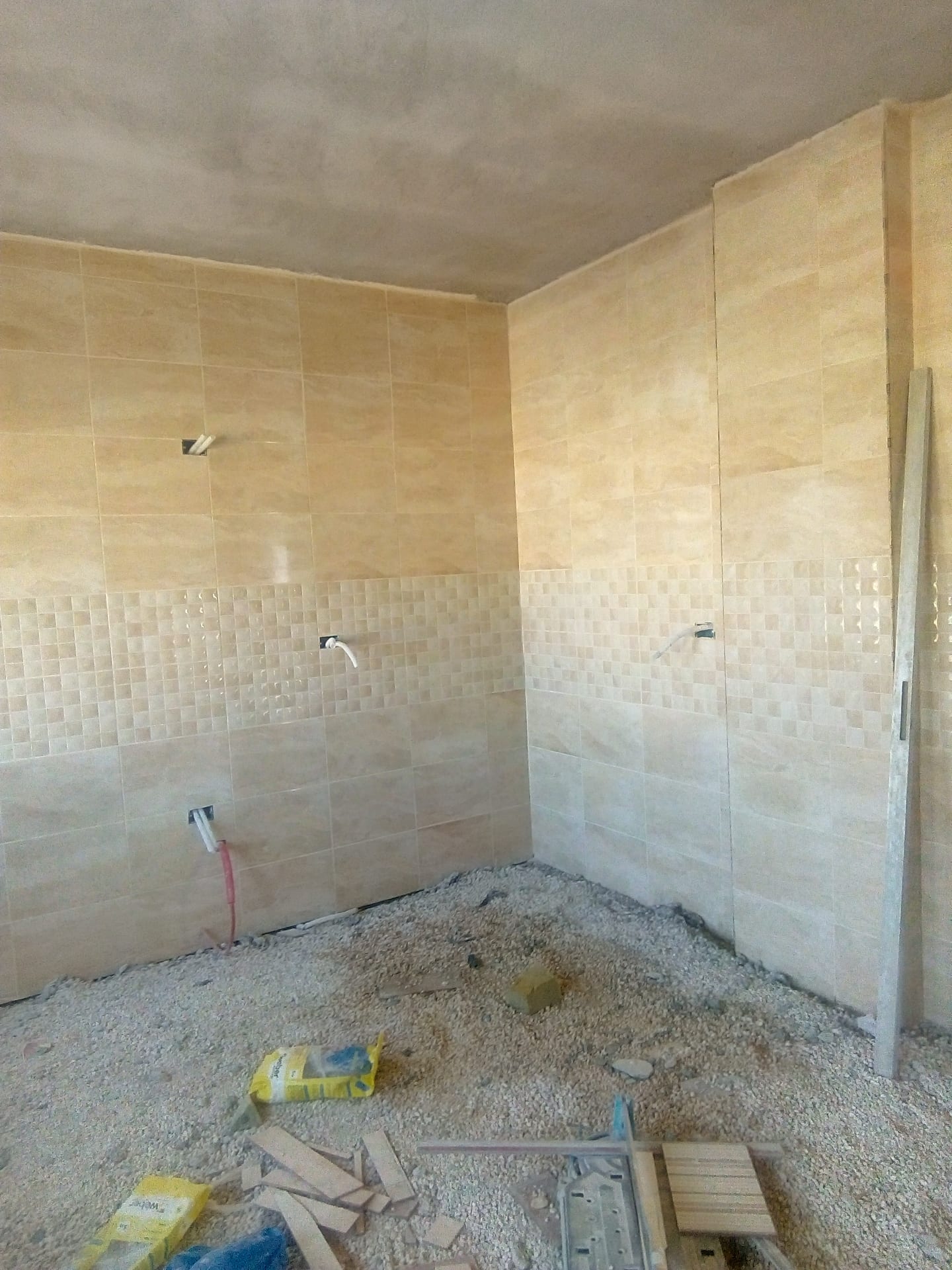 عمل حر
لا تنسَ أنك شاهدت هذا الإعلان في عنكبوت
الزرقاء
ر...