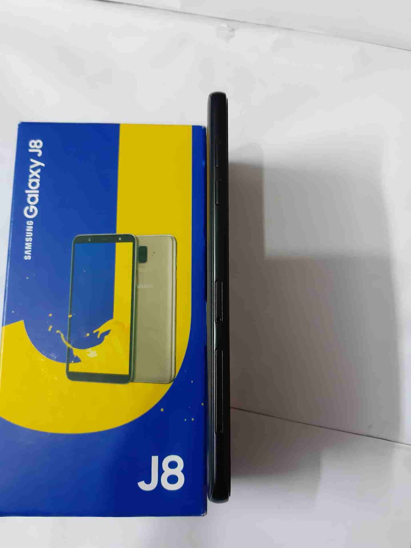 Samsung Galaxy J8 Black سامسونج جالكسي جي8 للبيع معاه كامل اغراض للبيع فقط
لا تنسَ أنك شاهدت هذا الإعلان في عنكبوت...