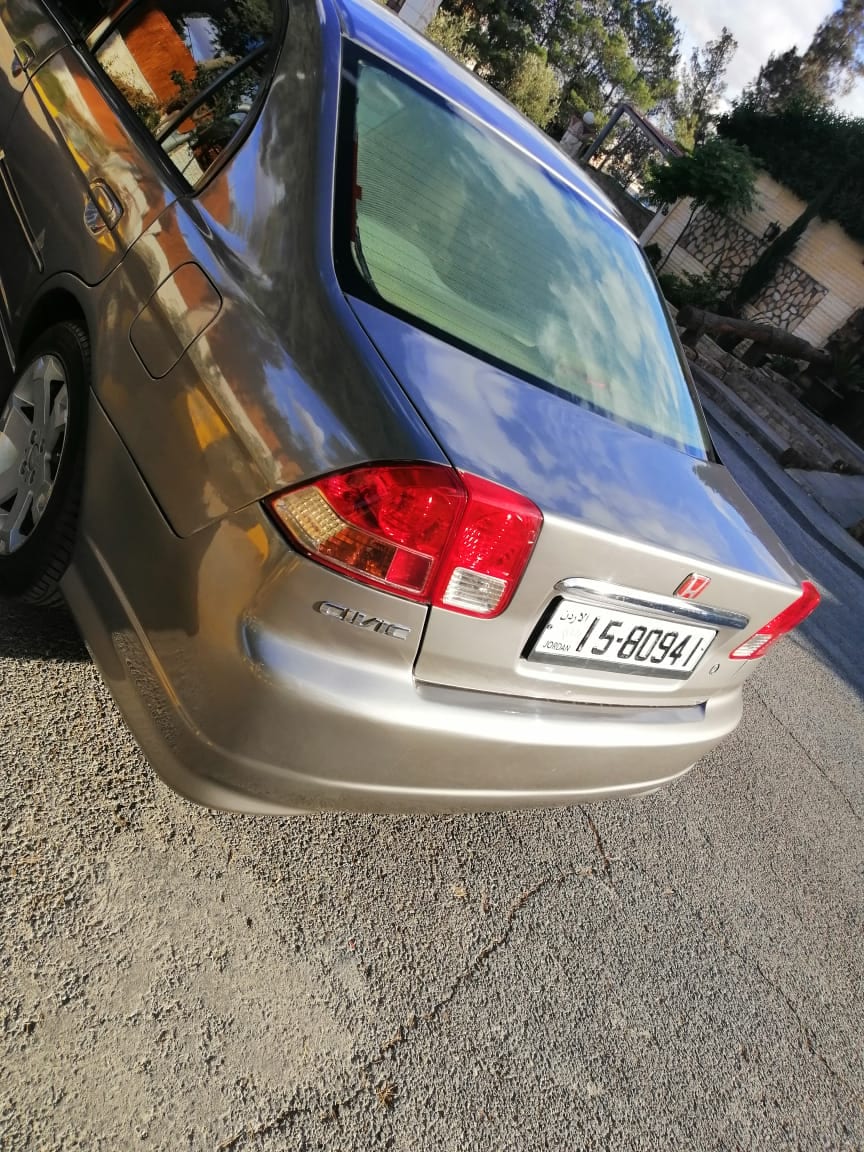 هوندا سيفيك 2005 فيتك 1700cc بسعر مغري
لا تنسَ أنك شاهدت هذا الإعلان في عنكبوت
هوندا سيفيك 20...