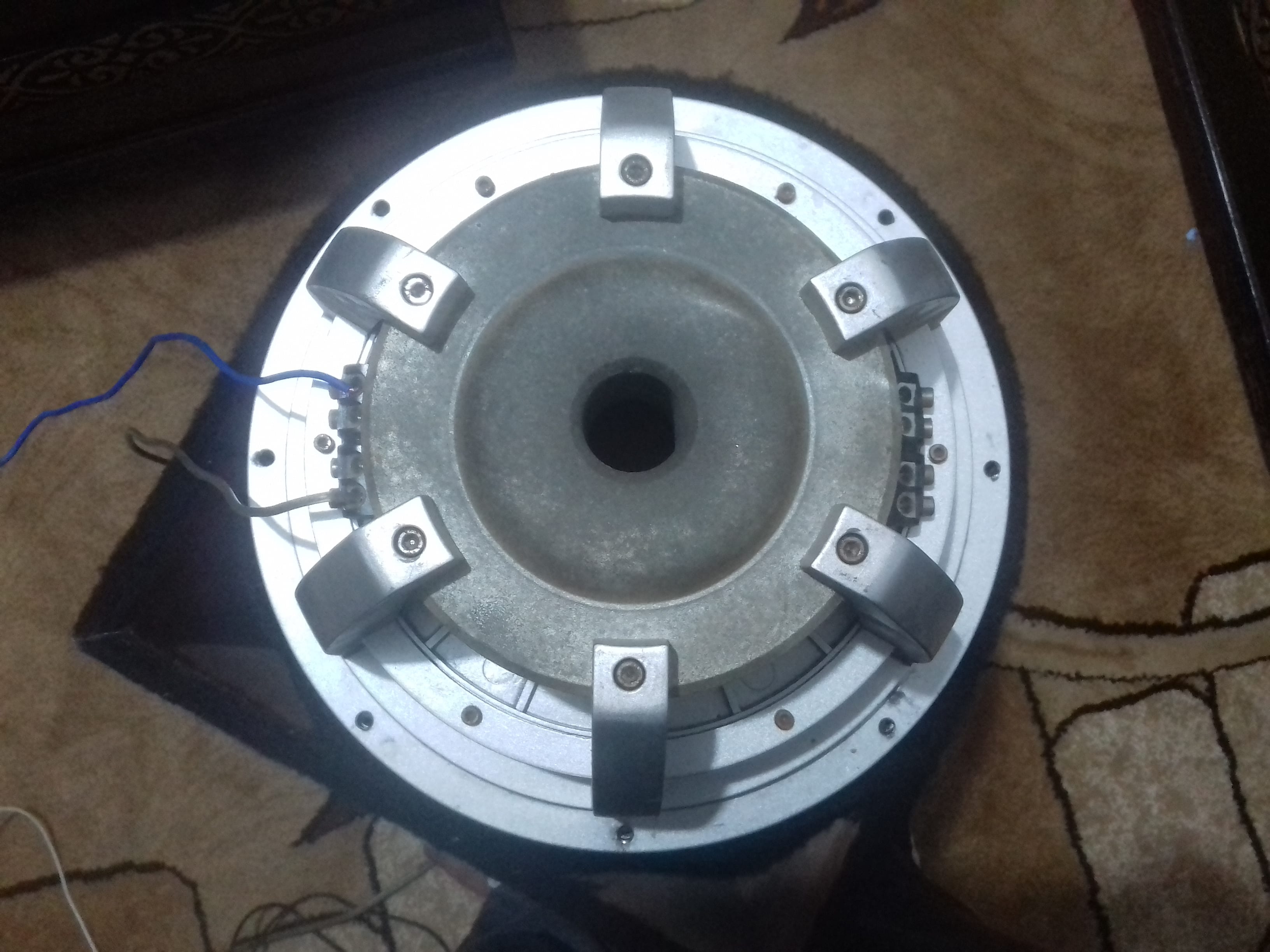 supwoofer ssiew AUDIO 12inch 2000w 1000RMS
لا تنسَ أنك شاهدت هذا الإعلان في عنكبوت
تفاصيل بصو...