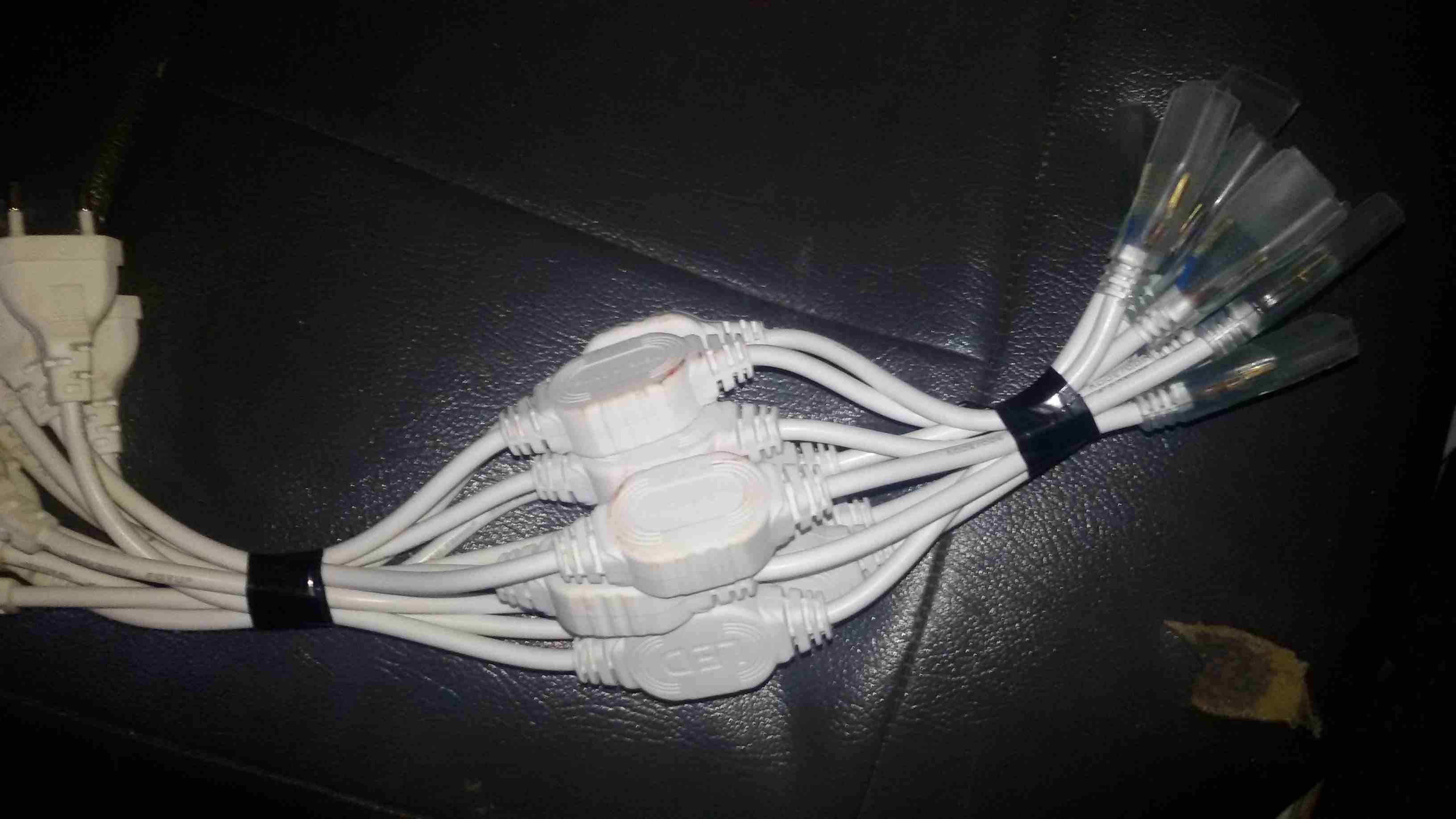 وصلة حبل انارة
لا تنسَ أنك شاهدت هذا الإعلان في عنكبوت
وصلة حبل إنارة LED عادي نوعية نظيفة
الكمي...
