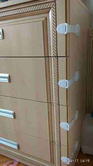 كبسات الأمان لحماية الأطفال Baby lock safety multi functions
لا تنسَ أنك شاهدت هذا الإعلان في عنكبوت...