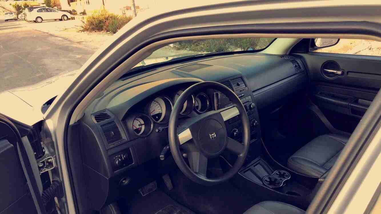 دوج تشارجر SRT8 2010 .
لا تنسَ أنك شاهدت هذا الإعلان في عنكبوت
دودج تشارجر 2010 SRT8 ماتور و جير...