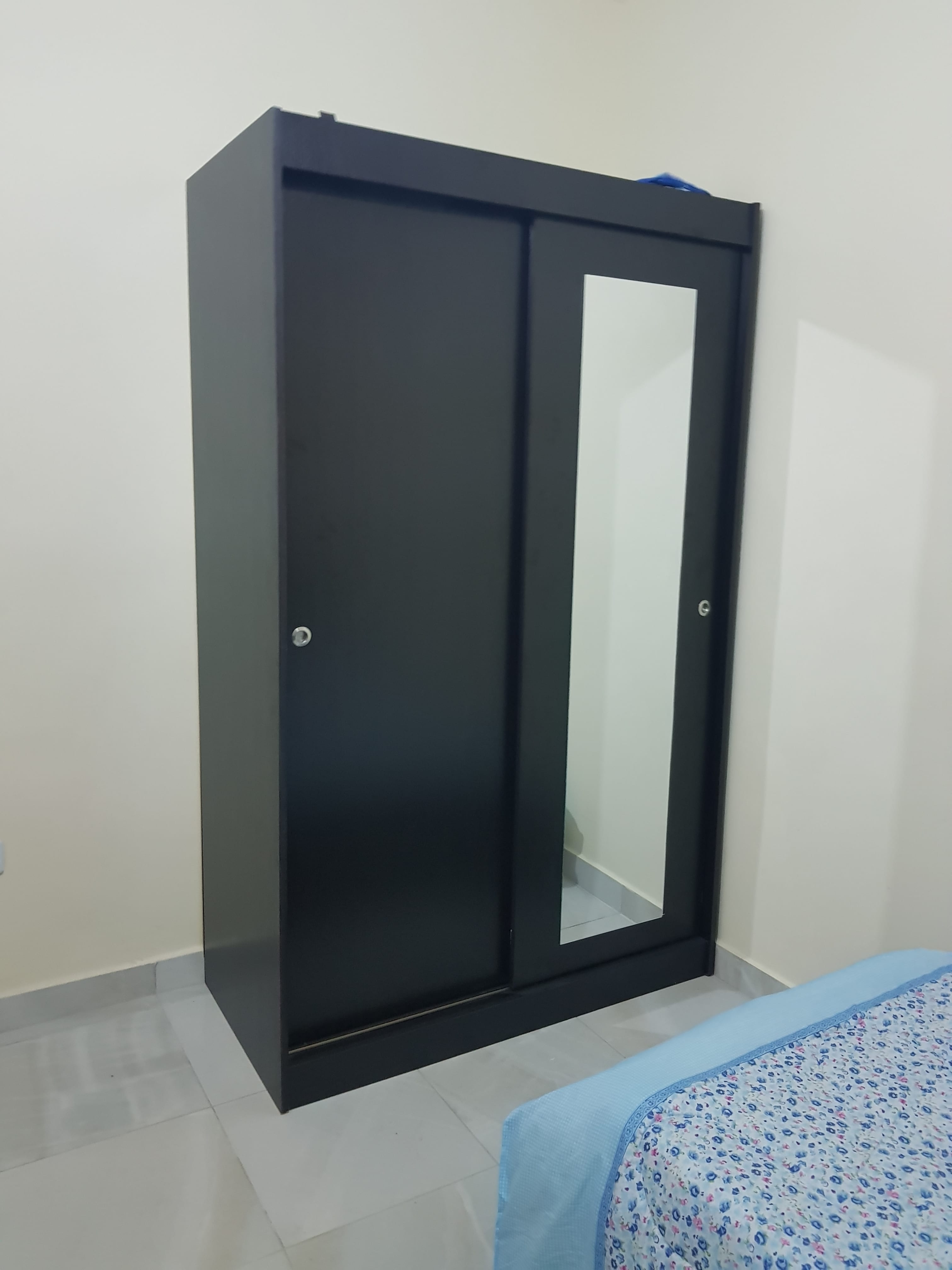 شهري / يومي (شقق غرفتين و استوديوهات ) للايجار الجامعة الاردنيه
لا تنسَ أنك شاهدت هذا الإعلان في عنكبوت...