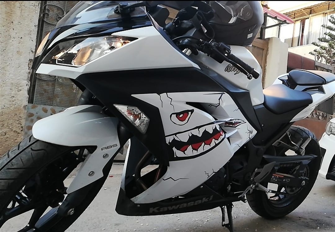 kawasaki ninja 300 2017
لا تنسَ أنك شاهدت هذا الإعلان في عنكبوت
- نينجا 300
- لون ابيض لؤلؤي...