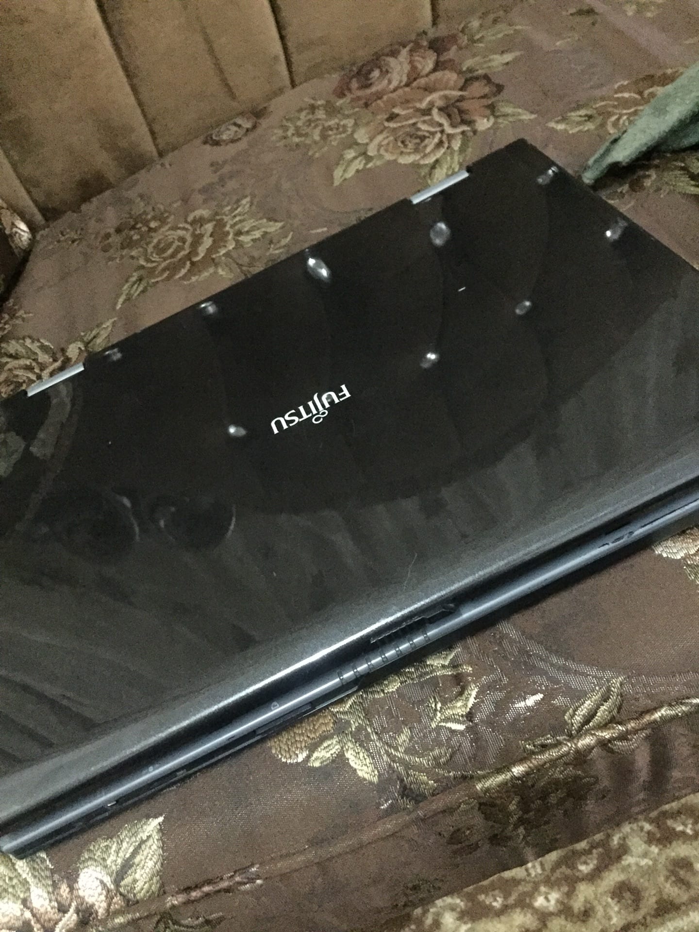 الجهاز شبه جديد للبيع بسعر مغري جدا و بمواصفات عاليه
لا تنسَ أنك شاهدت هذا الإعلان في عنكبوت...