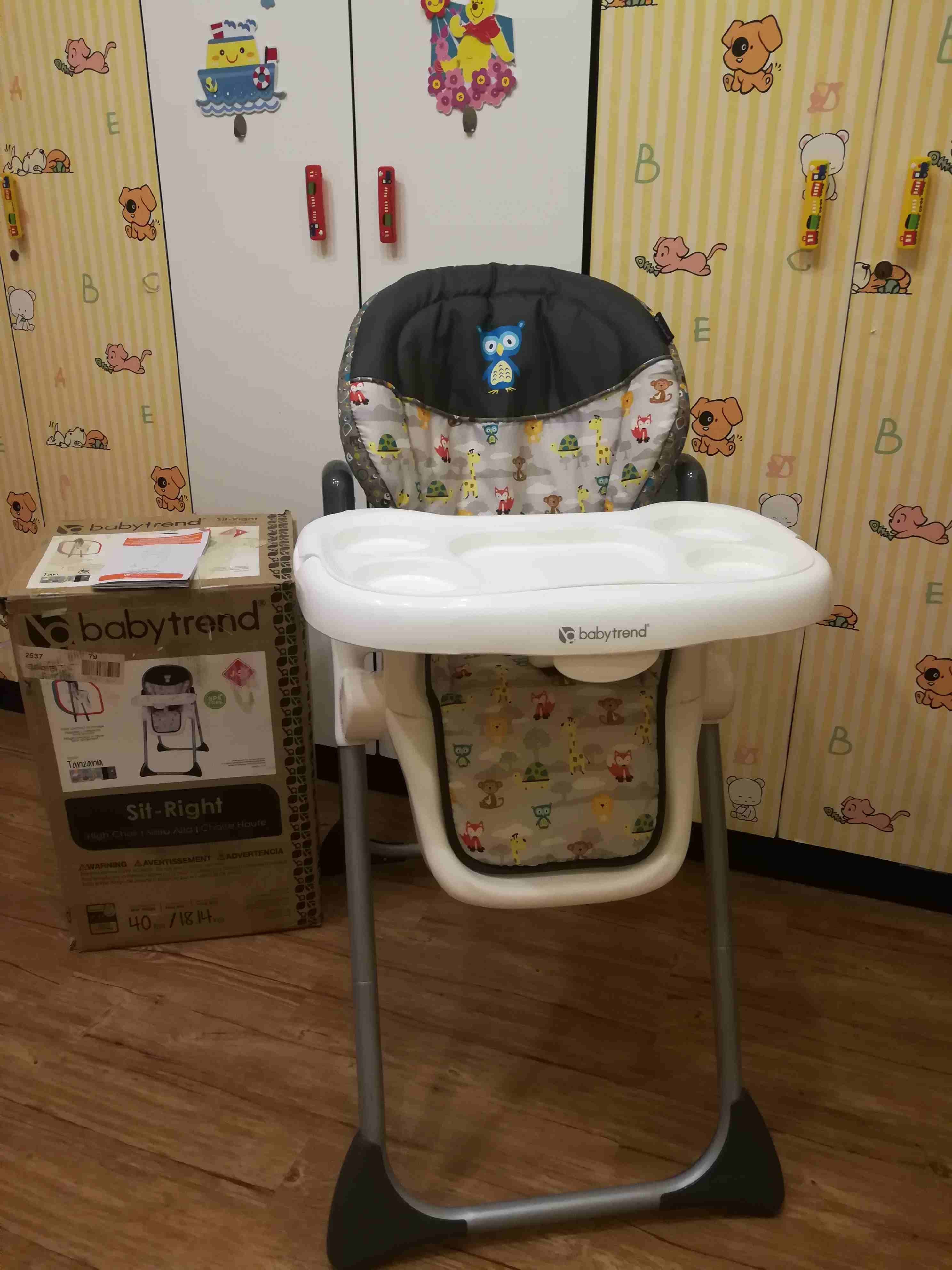 كرسي طعام جديد
لا تنسَ أنك شاهدت هذا الإعلان في عنكبوت
كرسي طعام baby trend
أمريكي ..جديد بالكرتو...