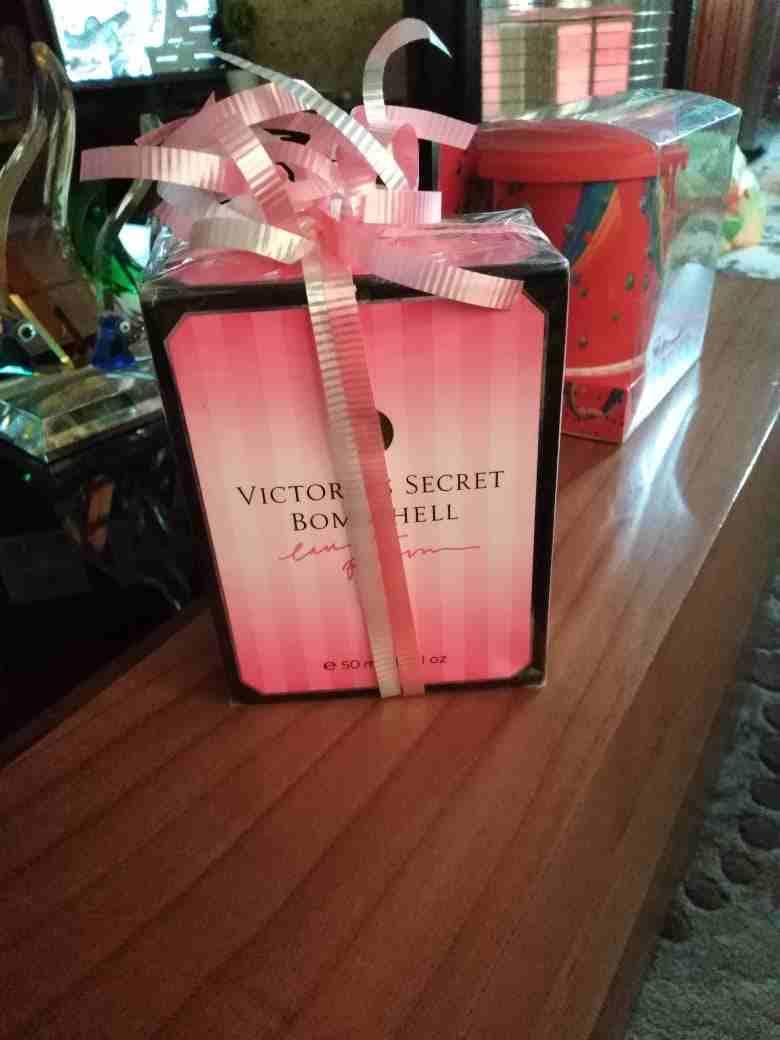 عطر فكاوريا سيكرت 50 مل جديد
لا تنسَ أنك شاهدت هذا الإعلان في عنكبوت
عطر فكتوريا سيكرت 50 مل جديد...