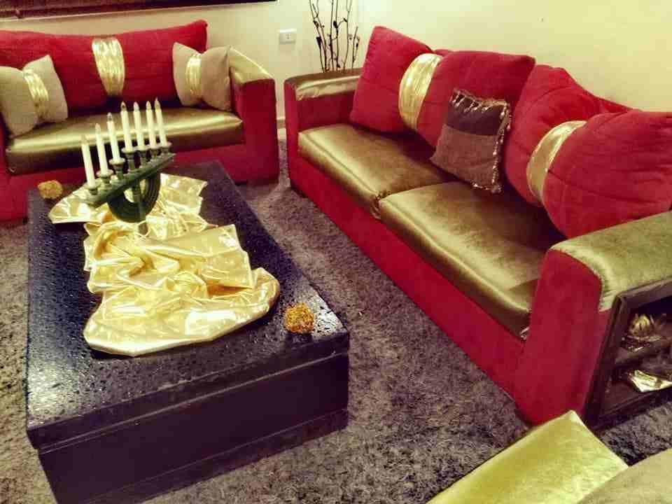 طقم كنب تركي راقي جدا وجميل مفصل تفصيل خشب سويدي ثقيل مع طاولة وسط لاصحاب الذوق
لا تنسَ أنك شاهدت هذا الإعلان في عنكبوت...