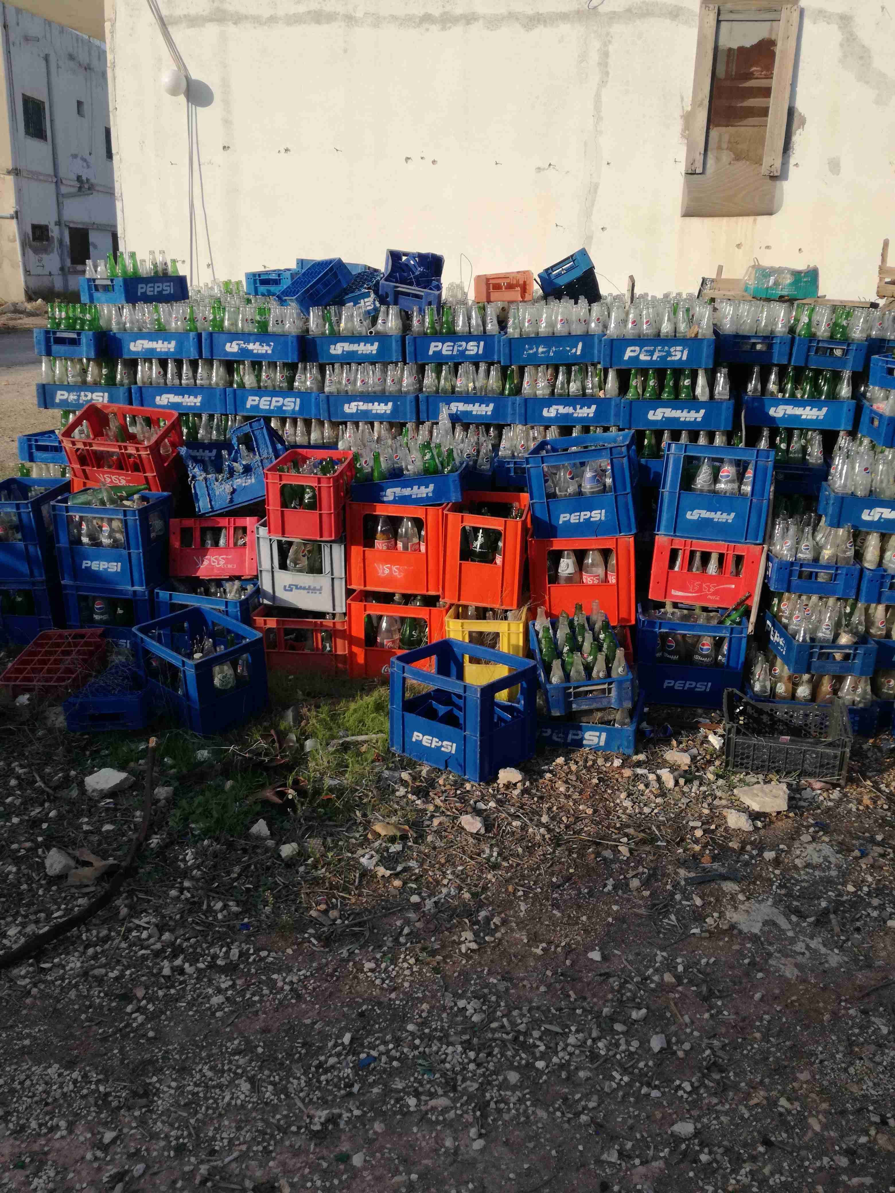 صناديق بيبسي مع قزازهم الي الوو مصلحه فيهم يرنلي 0798771412
لا تنسَ أنك شاهدت هذا الإعلان في عنكبوت...