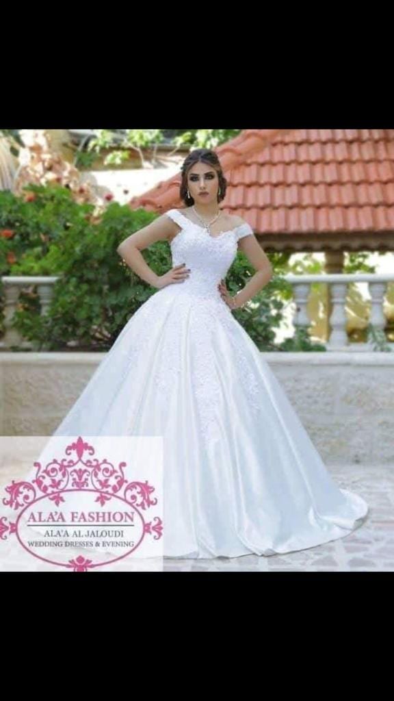 اختاري فستان احلامك ابتدائا من 70دينار
لا تنسَ أنك شاهدت هذا الإعلان في عنكبوت
عرض خاص لعرايس...