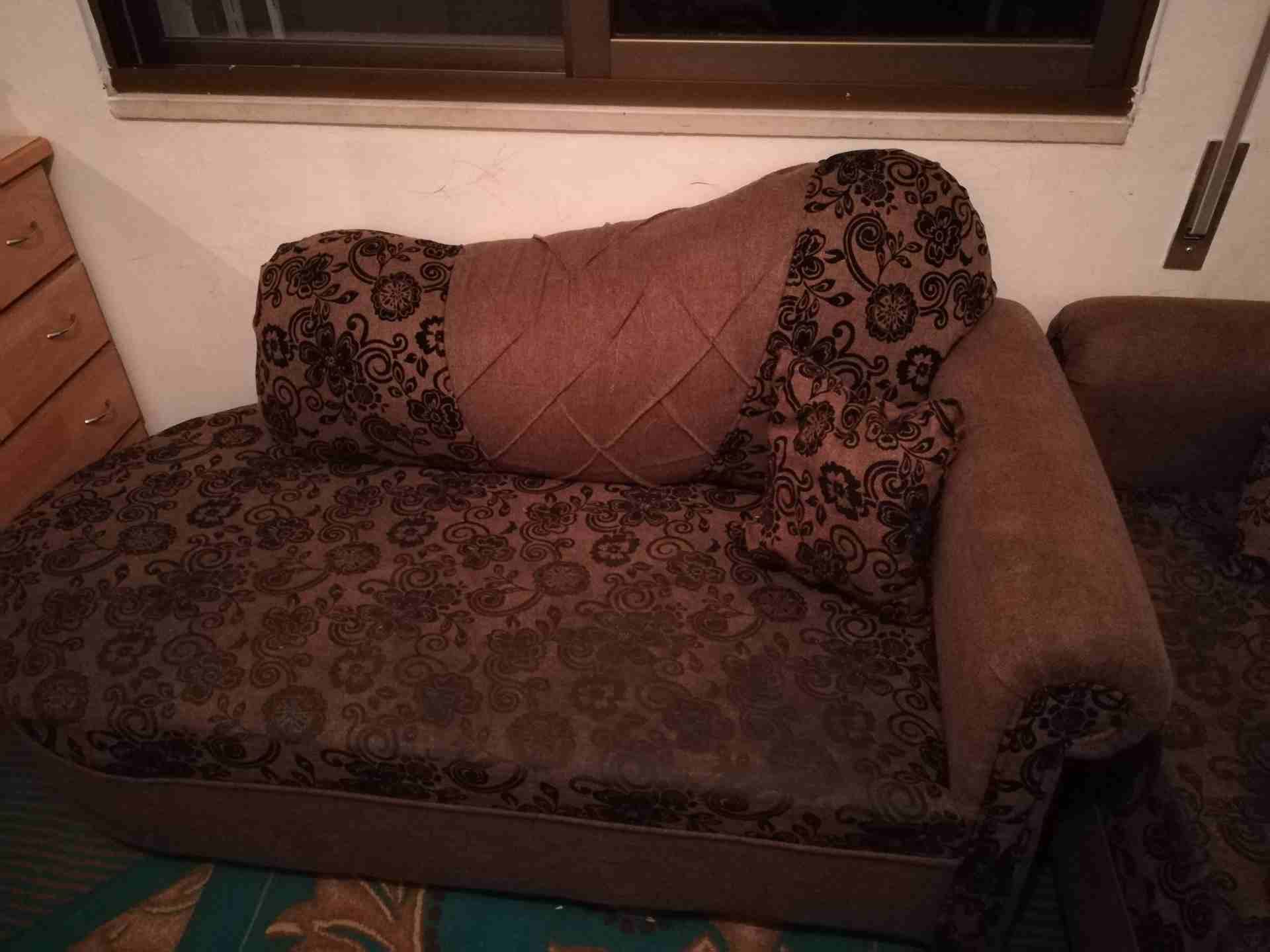 كنب كورنر العنوان عمان الزهور
لا تنسَ أنك شاهدت هذا الإعلان في عنكبوت
عمان الزهور...