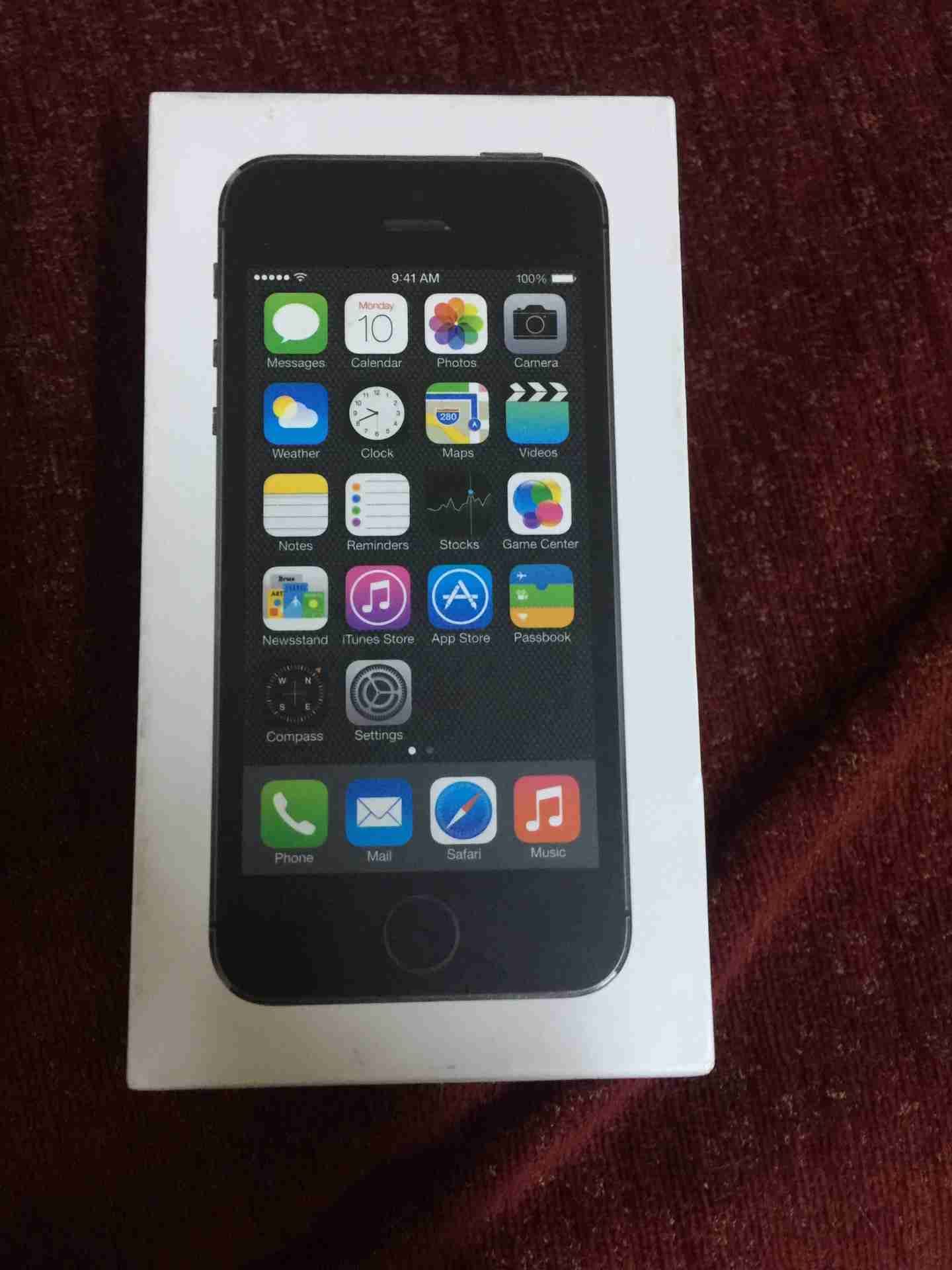 ايفون 5s 32GB
لا تنسَ أنك شاهدت هذا الإعلان في عنكبوت
ايفون 5s
32GB
اسود
معا بس شاحن ول كرت...