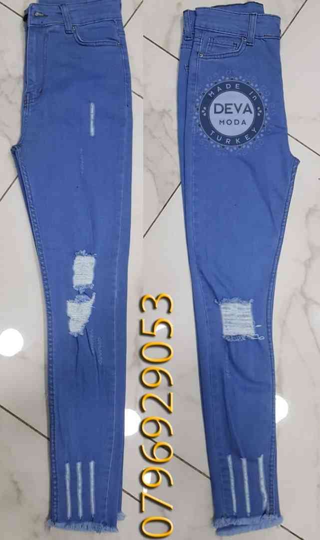 بنطلون جينز
لا تنسَ أنك شاهدت هذا الإعلان في عنكبوت
ملابس تركيه Deva Moda
الذوق أساس الأختي...