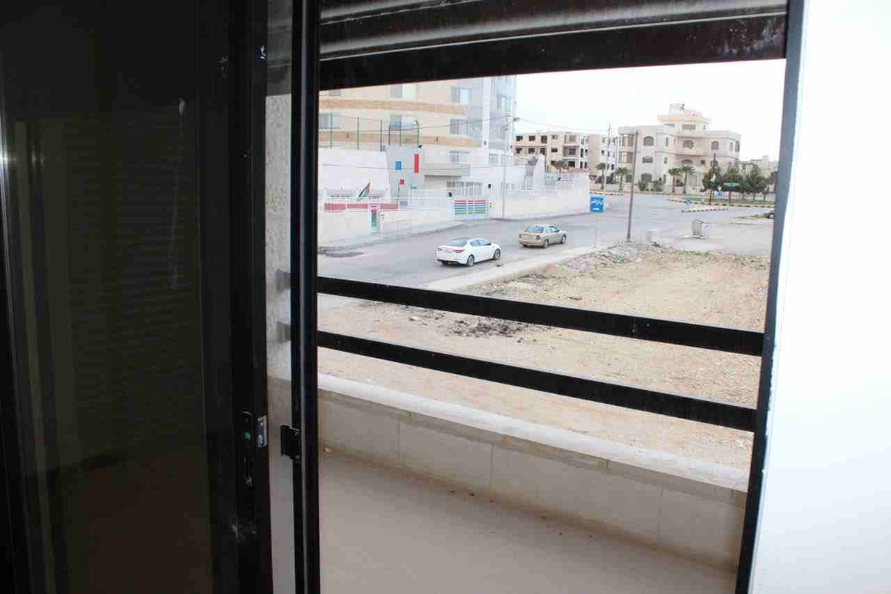 شقه مميزة بنى جديد للبيع
لا تنسَ أنك شاهدت هذا الإعلان في عنكبوت
ثلاث نوم ماستر وصالون ضيوف مع سف...