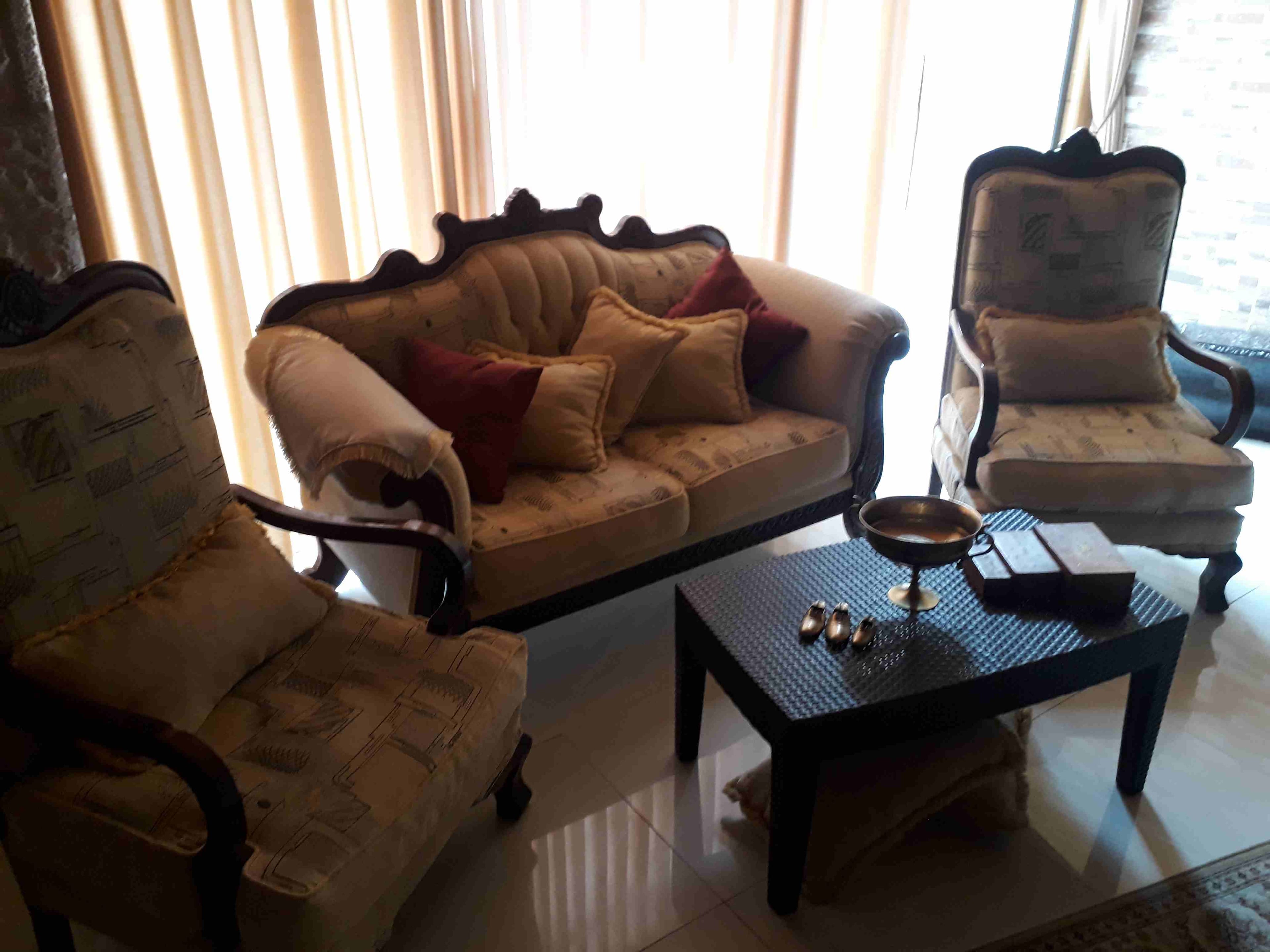 طقم كنب 9 مقعد بحالة وكالة 0798879556
لا تنسَ أنك شاهدت هذا الإعلان في عنكبوت
بحالة وكالة...