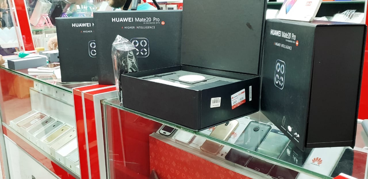 اجمل العروض في المملكة على اجهزه Mate20 pro فل بكج كفاله سل افنيو
لا تنسَ أنك شاهدت هذا الإعلان في عنكبوت...