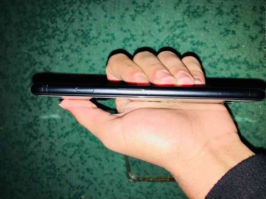ايفون 7عادي 128G
لا تنسَ أنك شاهدت هذا الإعلان في عنكبوت
الهاتف مافيه ولا خدشة وبحالة جيدة بك...