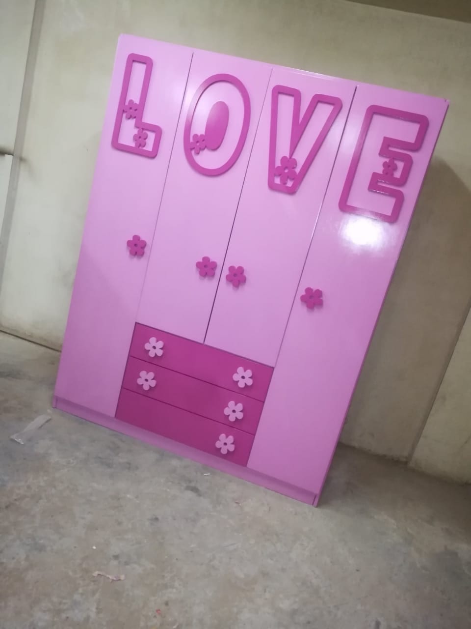 نارناار نااار،اقوى العروض على غرف اطفال
لا تنسَ أنك شاهدت هذا الإعلان في عنكبوت
#الببجي_لعبت...
