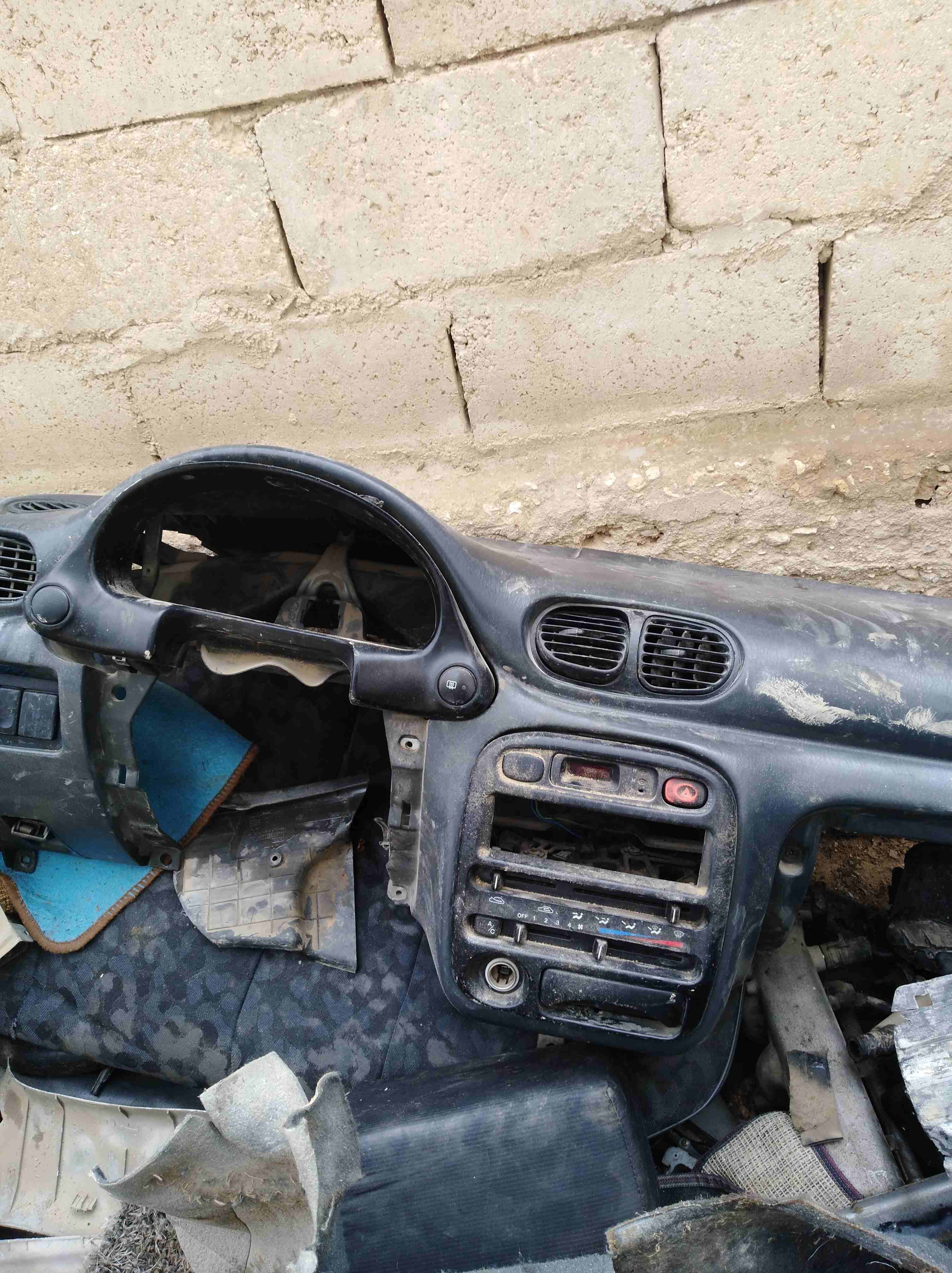 قطع اكسنت كاملة للبيع
لا تنسَ أنك شاهدت هذا الإعلان في عنكبوت
قطع اكسنت 95 طمبون
غرفة كاملة تابل...