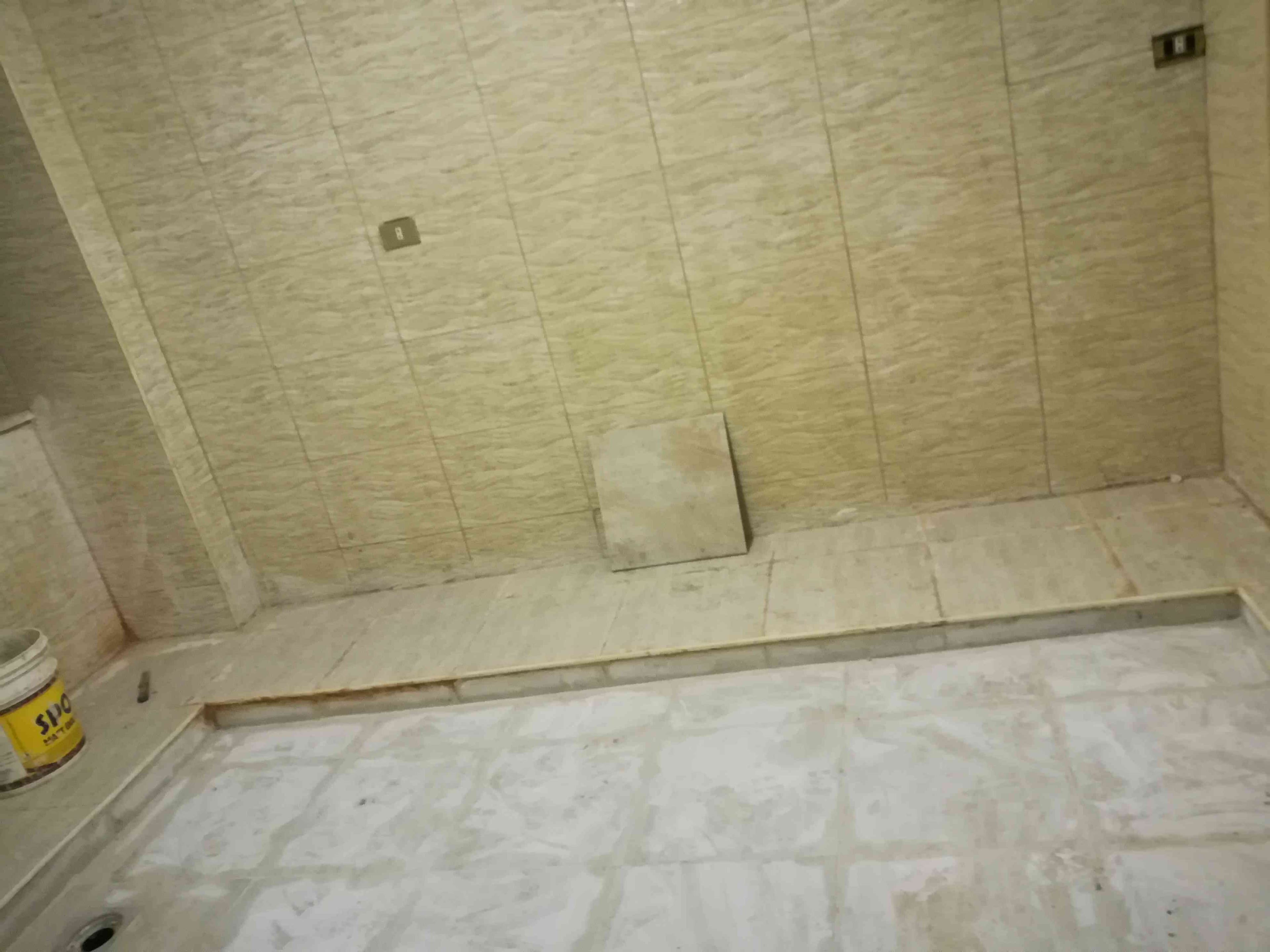 معلم بلاط طينه ولاسق ومعلم شحف بشتغل بليوميه 35دينارهاتف 0795613892
لا تنسَ أنك شاهدت هذا الإعلان في عنكبوت...