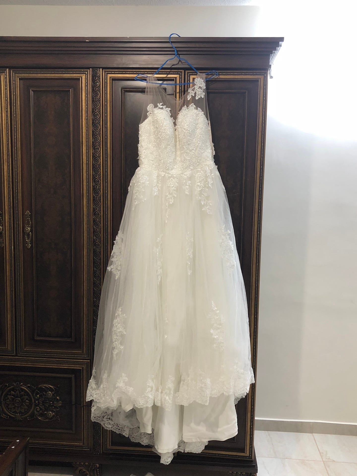 فستان زفاف ايفوري مستعمل مرة واحدة
لا تنسَ أنك شاهدت هذا الإعلان في عنكبوت
بيع 400
اجار 250
ا...