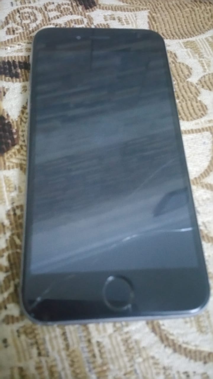 iPhone ايفون
لا تنسَ أنك شاهدت هذا الإعلان في عنكبوت
أيفون 6 للبيع
لون اسود وسكني
16 جيجا...