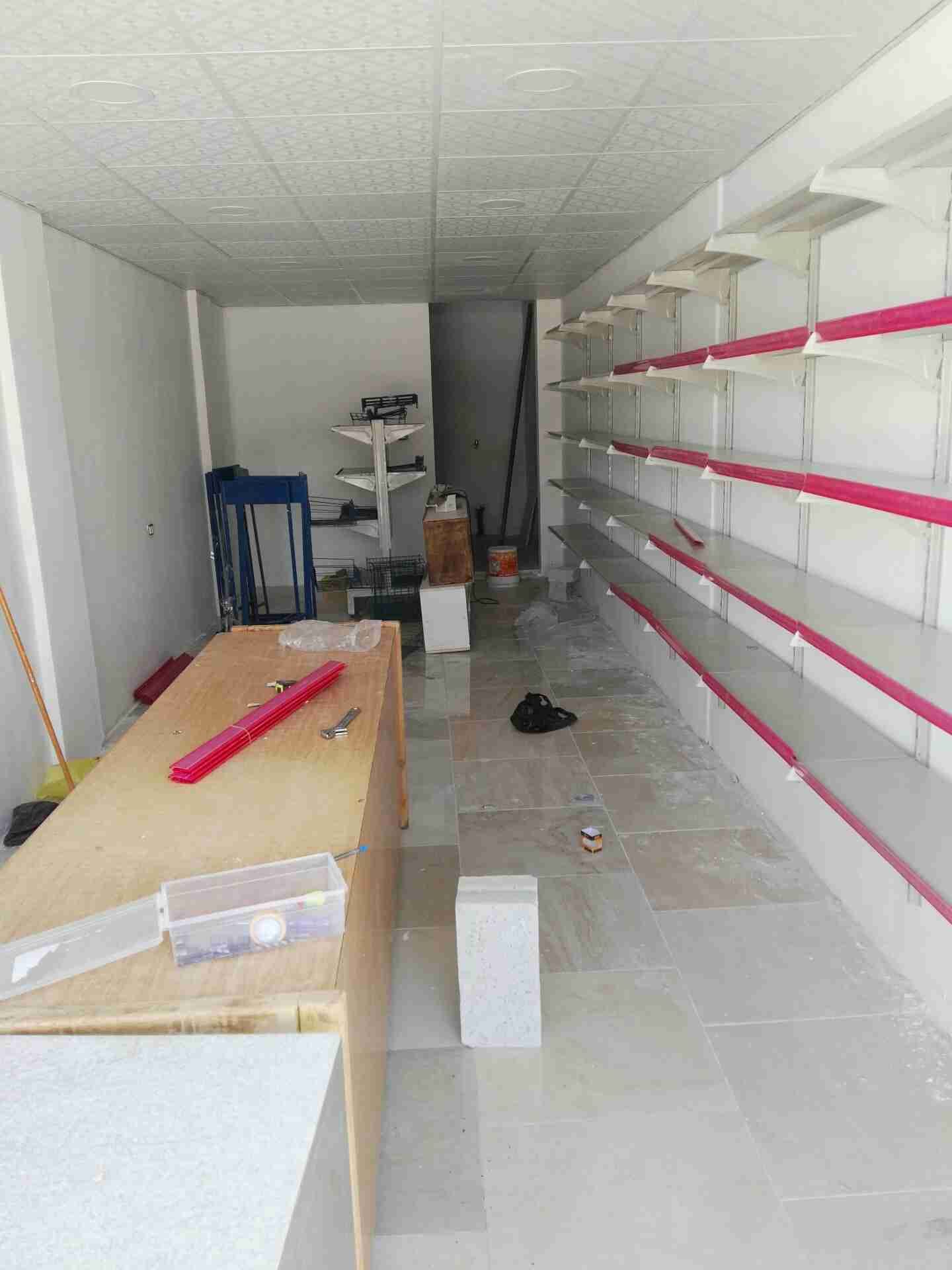 ثلاجة عرض مترين ومجموعة رفوف
لا تنسَ أنك شاهدت هذا الإعلان في عنكبوت
ثلاجة عرض مترين مستعملة...