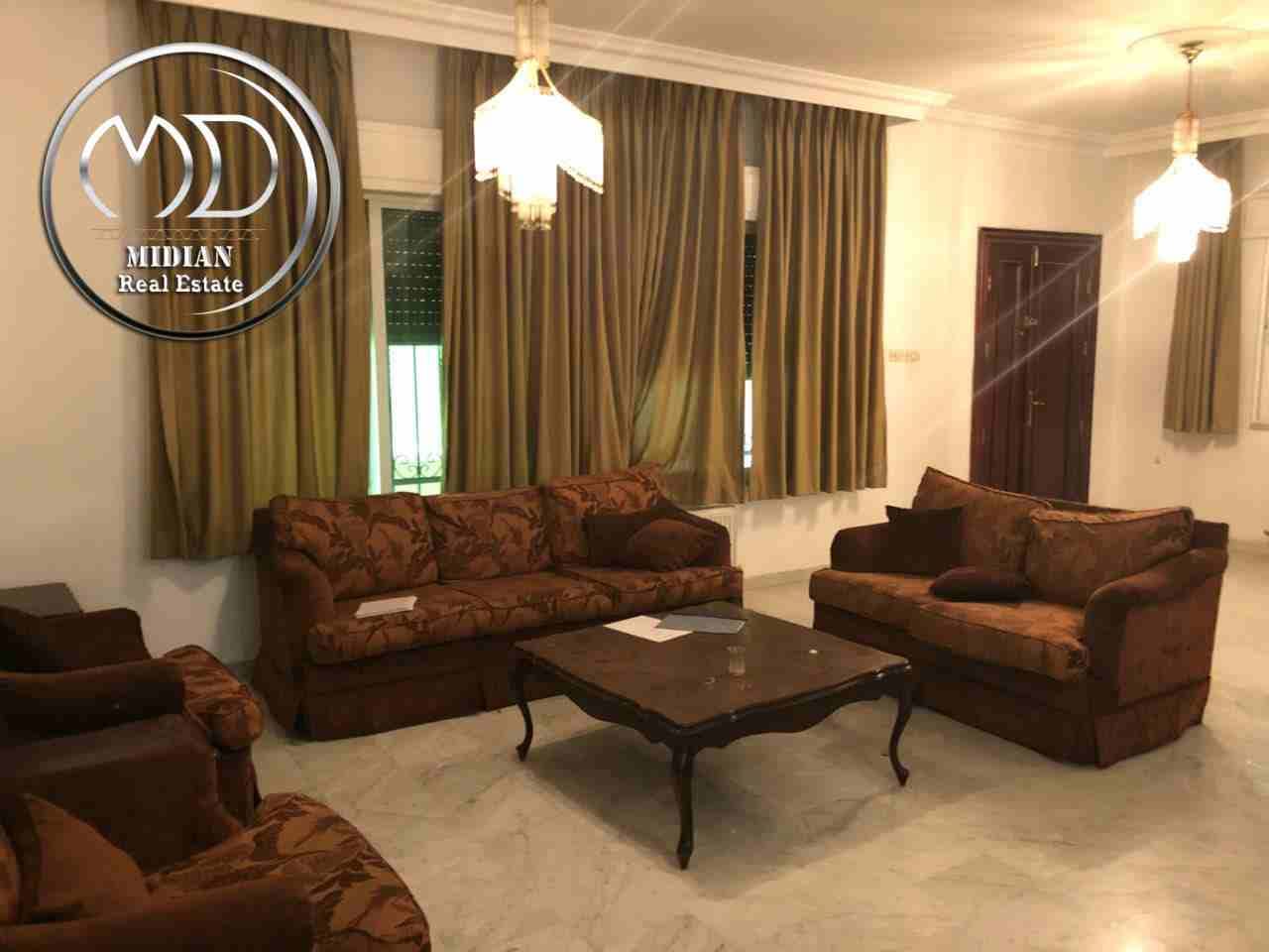 شقه ارضيه مفروشه للايجار الامير راشد قرب دوار البريد مساحه 170م مع ترس 30م .
لا تنسَ أنك شاهدت هذا الإعلان في عنكبوت...