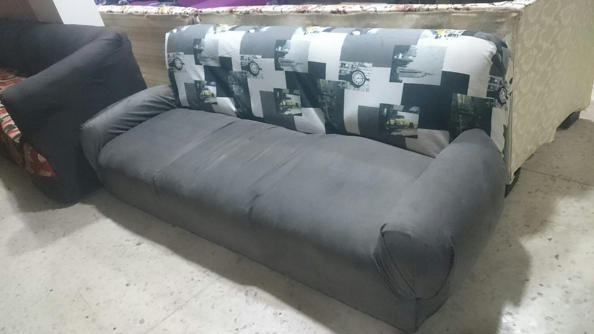 10اطقم كنب البيع كامل بسعر 1300دينار
لا تنسَ أنك شاهدت هذا الإعلان في عنكبوت
البيع كامل...