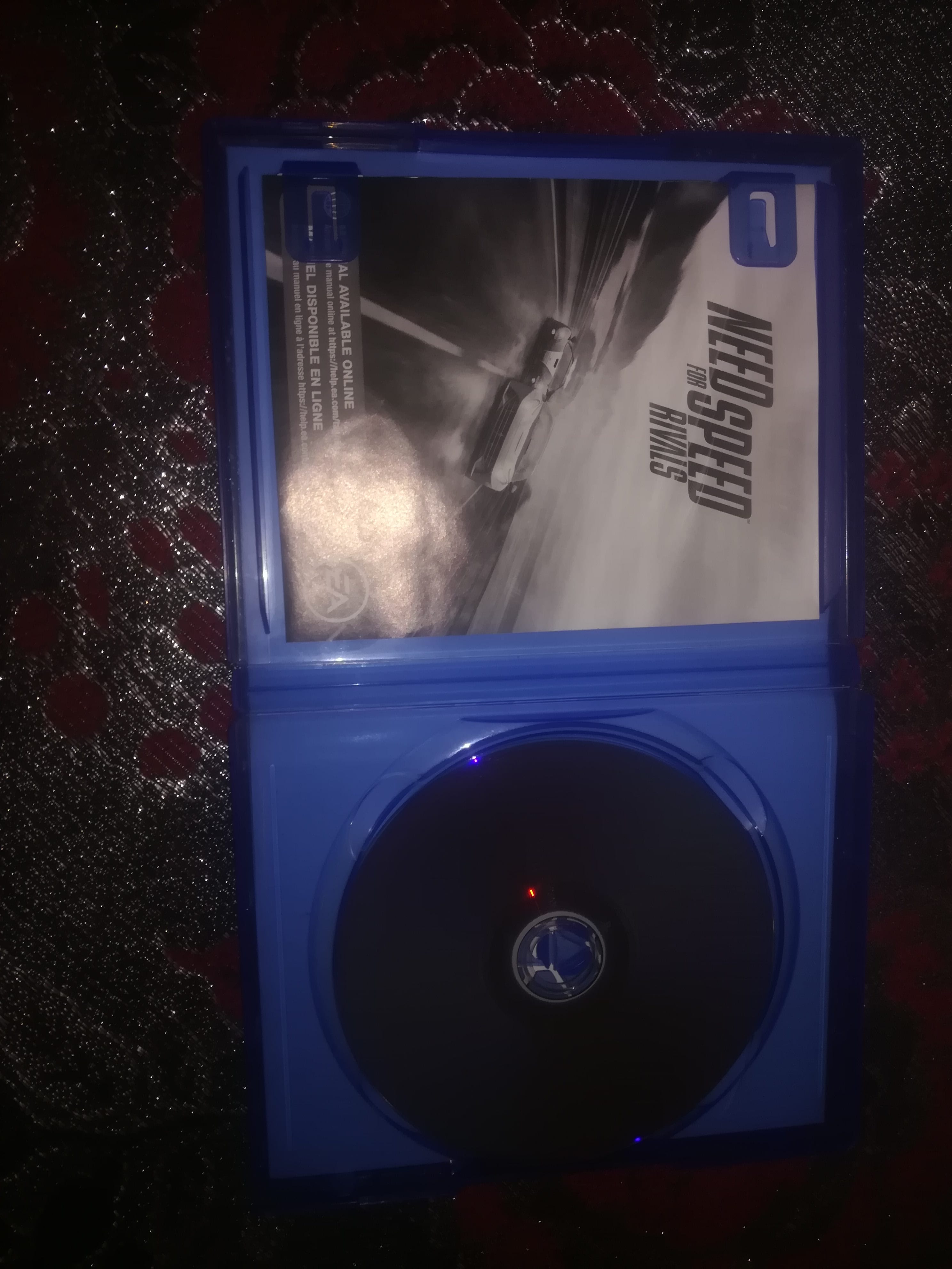 سيدي Need For Speed Rivals
لا تنسَ أنك شاهدت هذا الإعلان في عنكبوت
للبيع عدم الحراج في السعر....