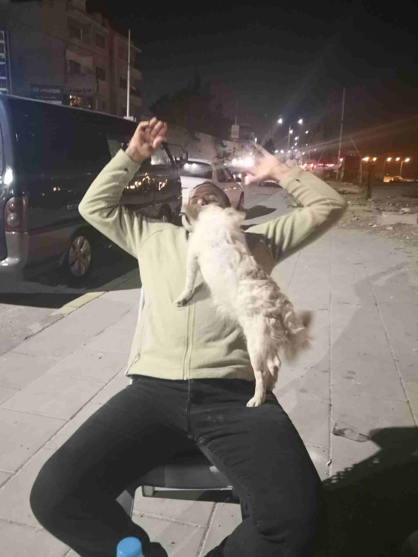 كلب شيواوا
لا تنسَ أنك شاهدت هذا الإعلان في عنكبوت
معاها جواز سفر كرت مطاعيم البيع بداعي السفر وا...
