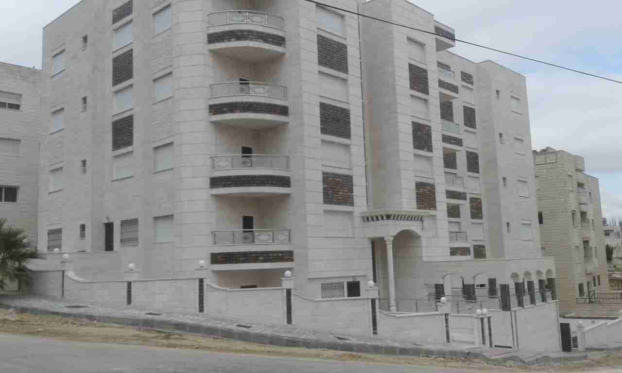 شقق فارغة فاخرة جدا بتشطيبات سوبر سوبر ديلوكس،من المالك،عمارة جديدة عمرها اسبوع لم تسكن،شفابدران
لا تنسَ أنك شاهدت هذا الإعلان في عنكبوت...