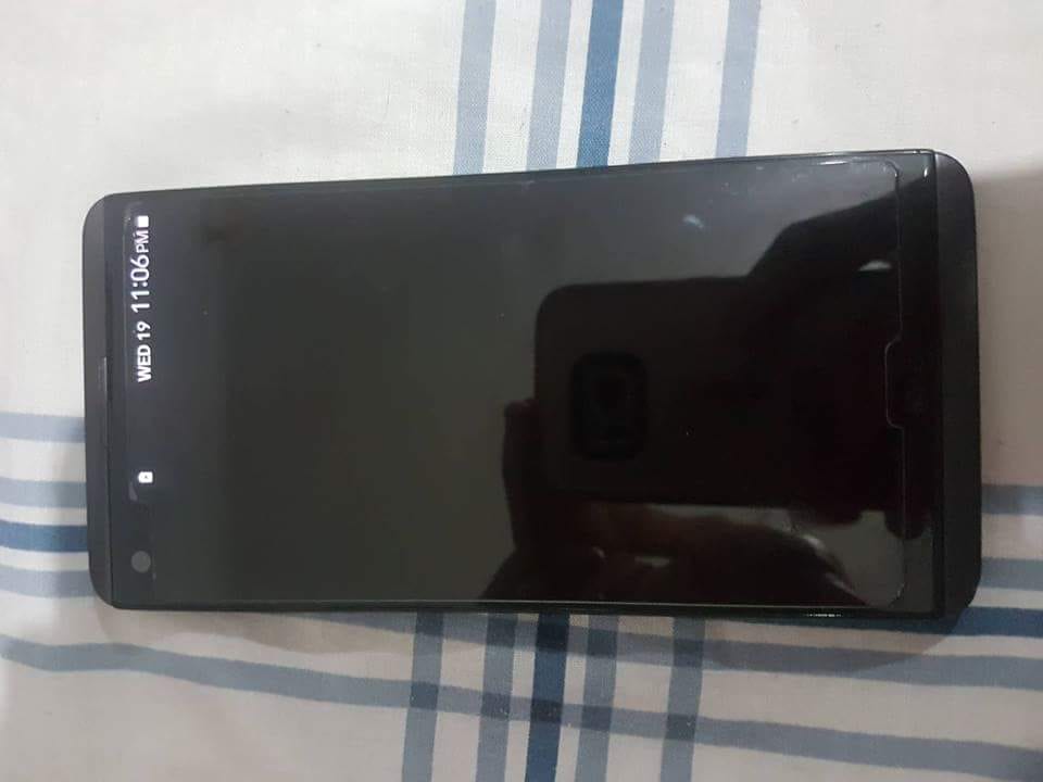 lg v20 سبرنت
لا تنسَ أنك شاهدت هذا الإعلان في عنكبوت
بحاله ممتازه
بده فك تشفير
اقزازه الكام...