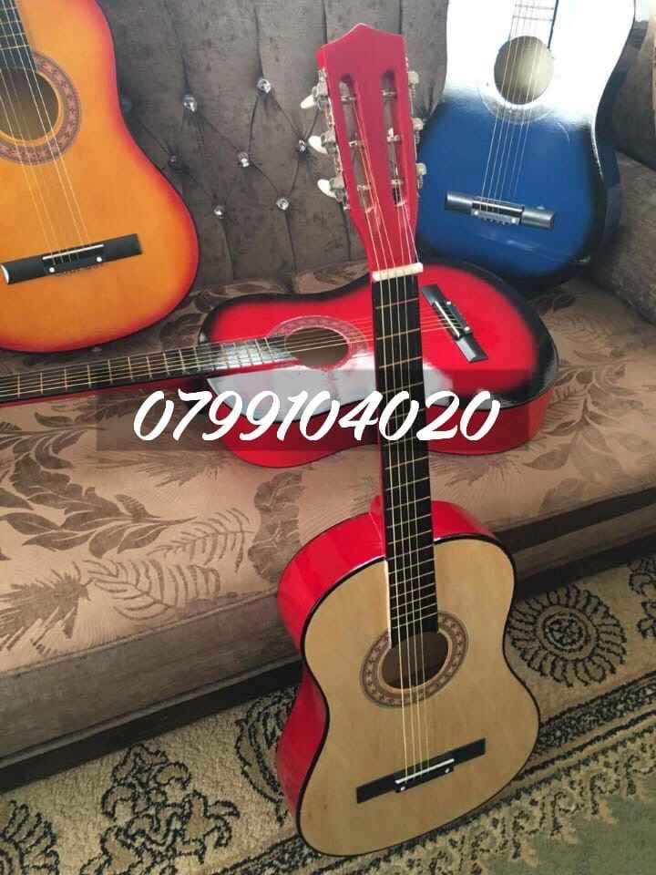 جيتار جديد بالكرتونه كبير نوعيه فخمه مع ريشه ووتر هديه السعر 27 دينار
لا تنسَ أنك شاهدت هذا الإعلان في عنكبوت...