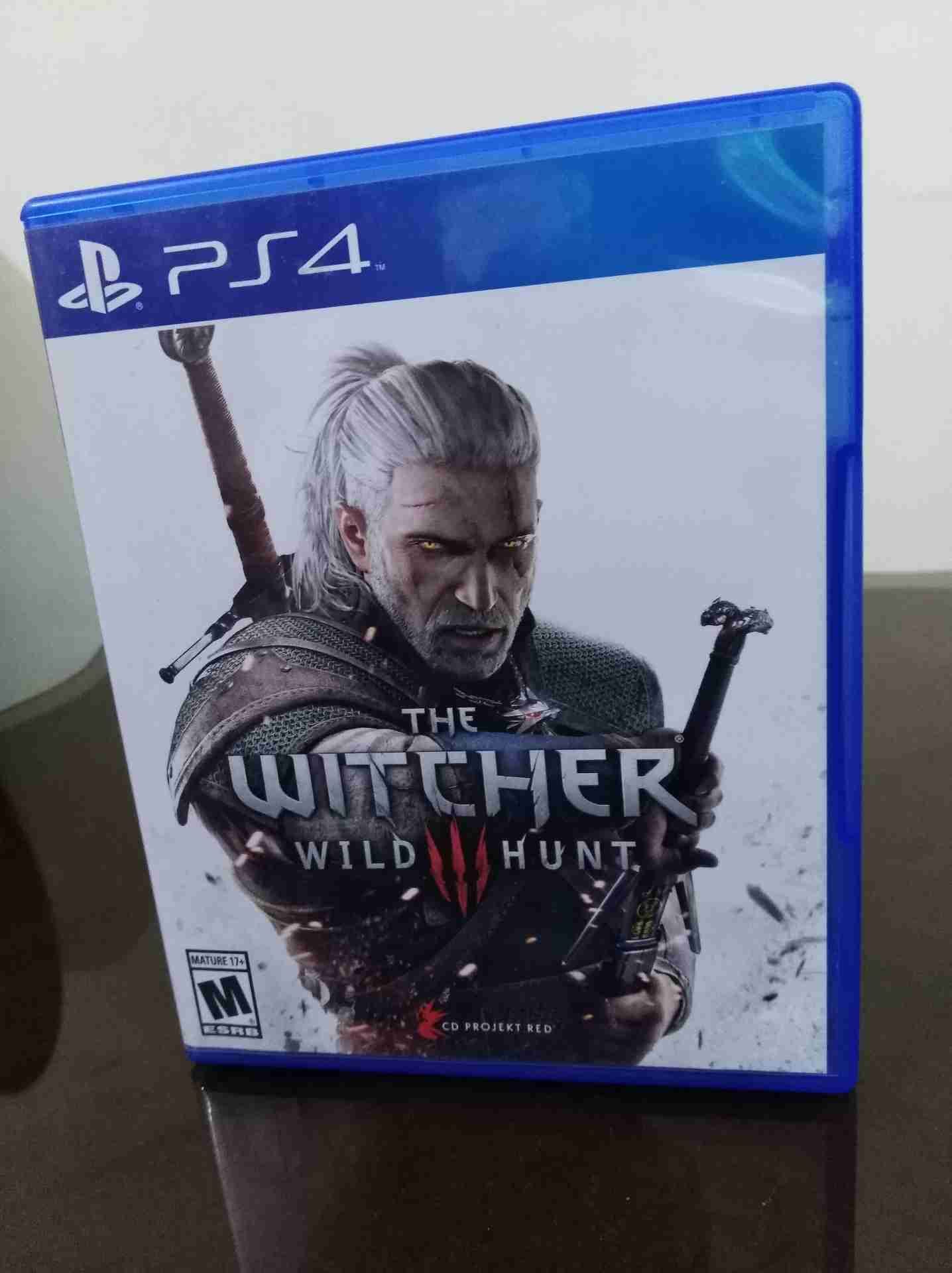 مع الخريطة the Witcher 3 new
لا تنسَ أنك شاهدت هذا الإعلان في عنكبوت
The Witcher 3 للبيع ب 20...