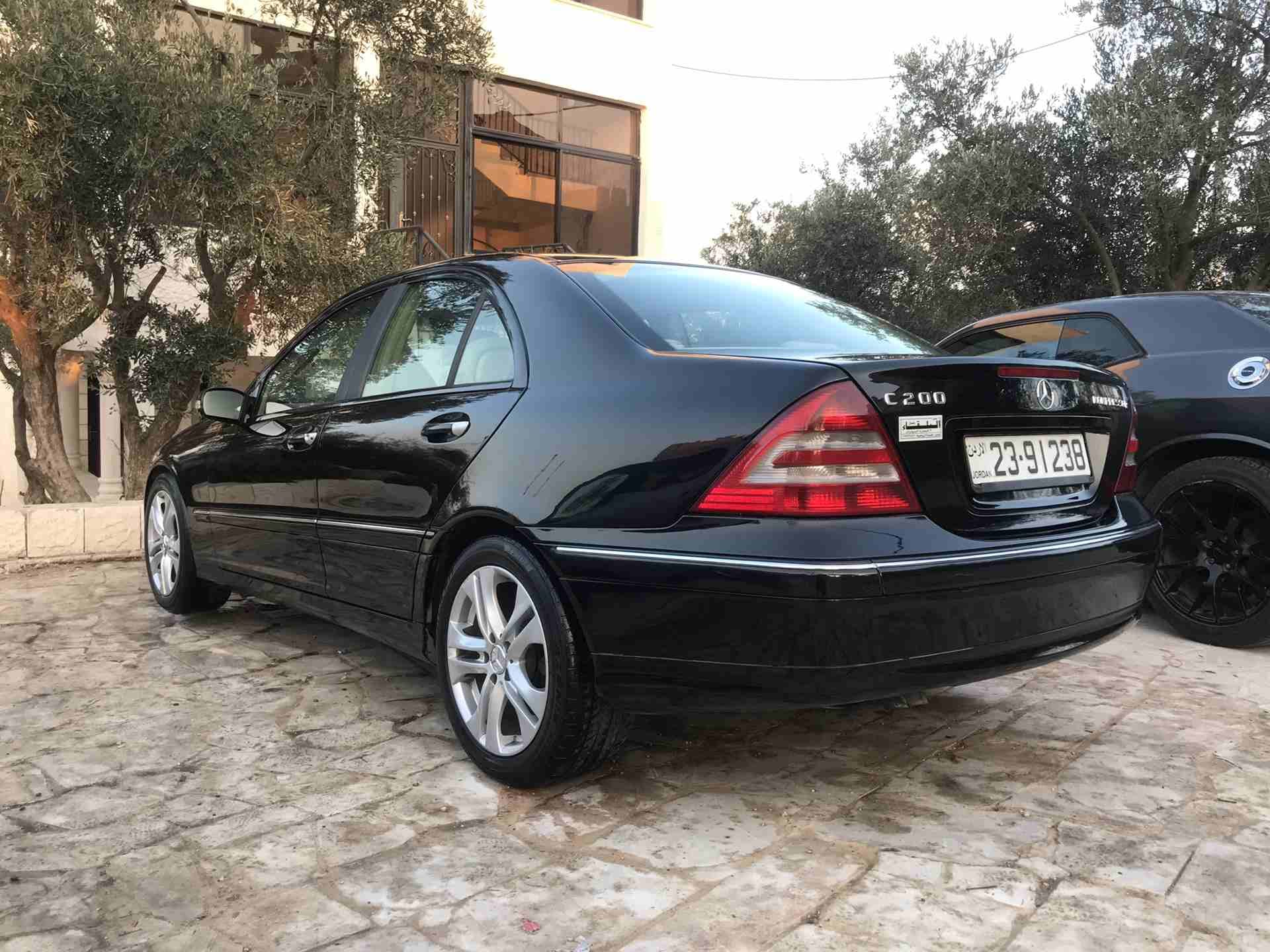 مرسيدس c200 لون اسود 2005 فحص كامل ولا ملاحظه مميزه جدا
لا تنسَ أنك شاهدت هذا الإعلان في عنكبوت
م...