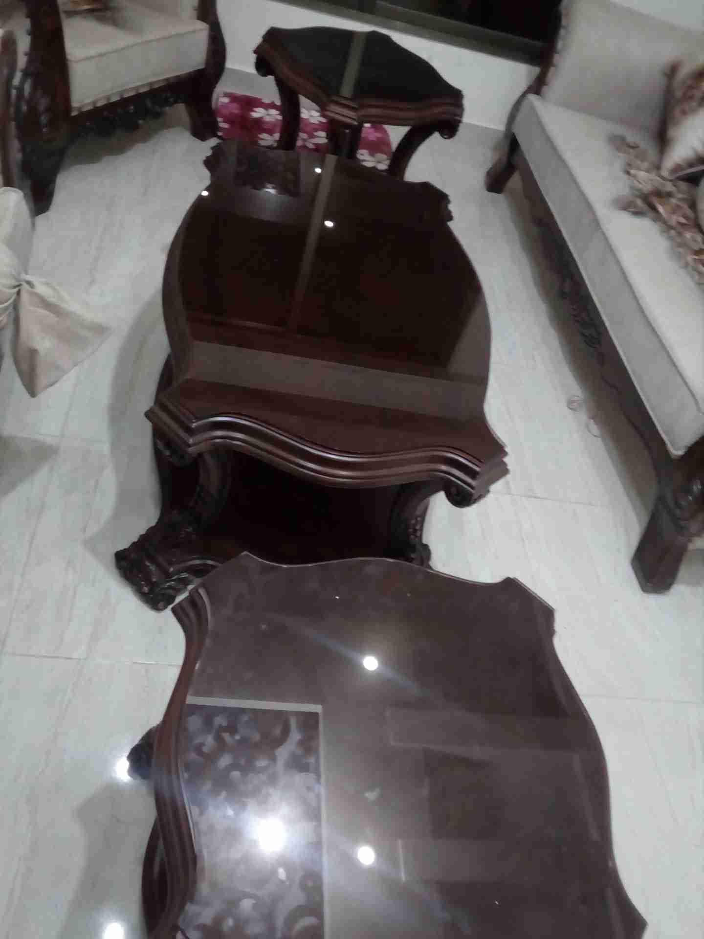 طقم كنب زائد طقم طاولات عفش فاخر جدا جدا البيع
لا تنسَ أنك شاهدت هذا الإعلان في عنكبوت
بسم ال...