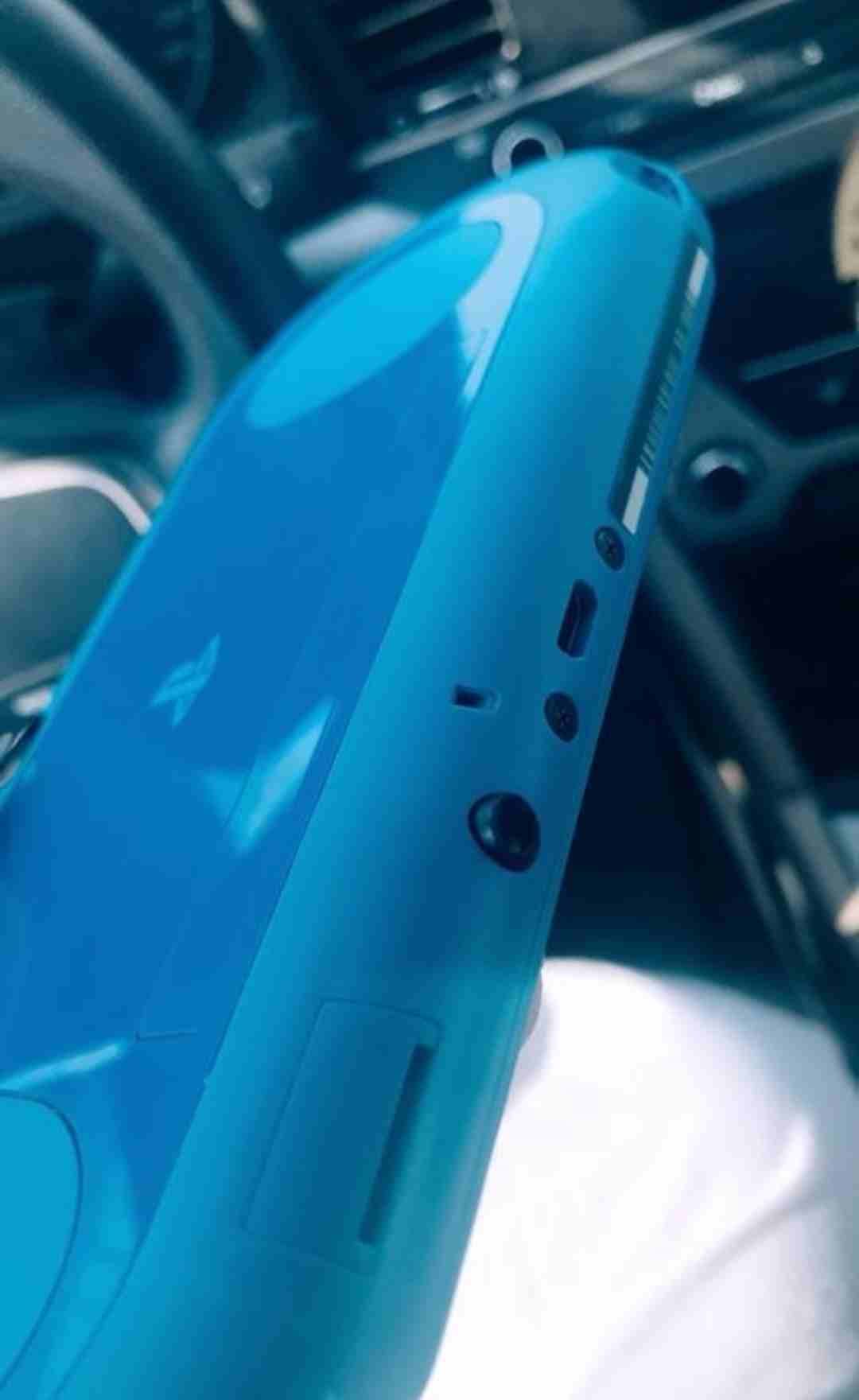 بي اس بي psp vita
لا تنسَ أنك شاهدت هذا الإعلان في عنكبوت
جهاز بي اس بي فيتا psp vita لون ازرق ال...