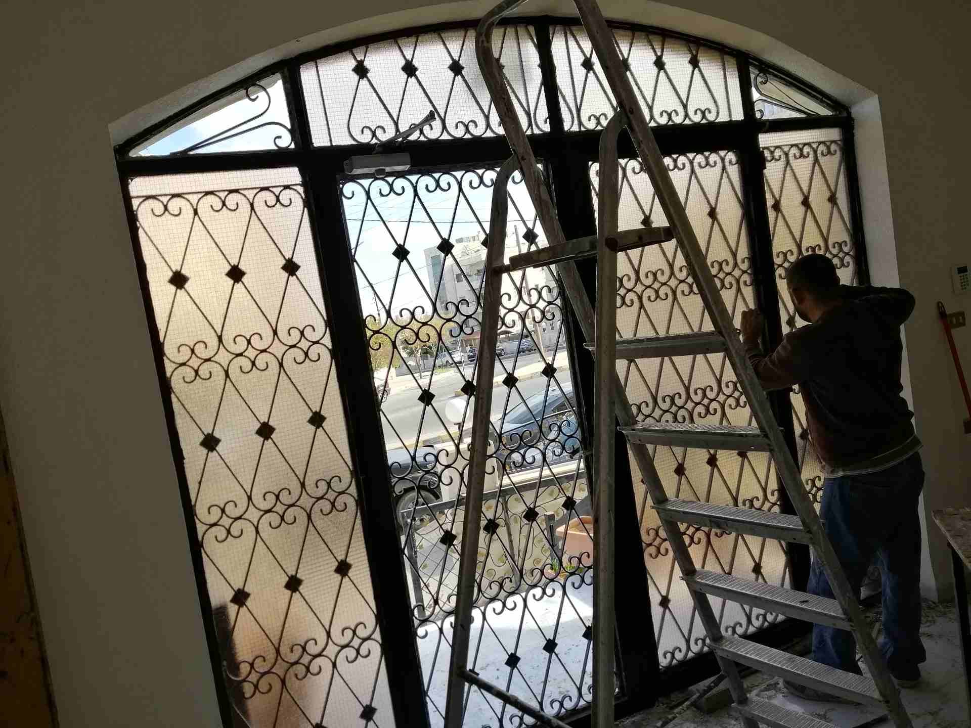 شركة البايض تصليح وتركيب الزجاج القزاز باقل الاسعار والخدمة فورية في كل مكان
لا تنسَ أنك شاهدت هذا الإعلان في عنكبوت...